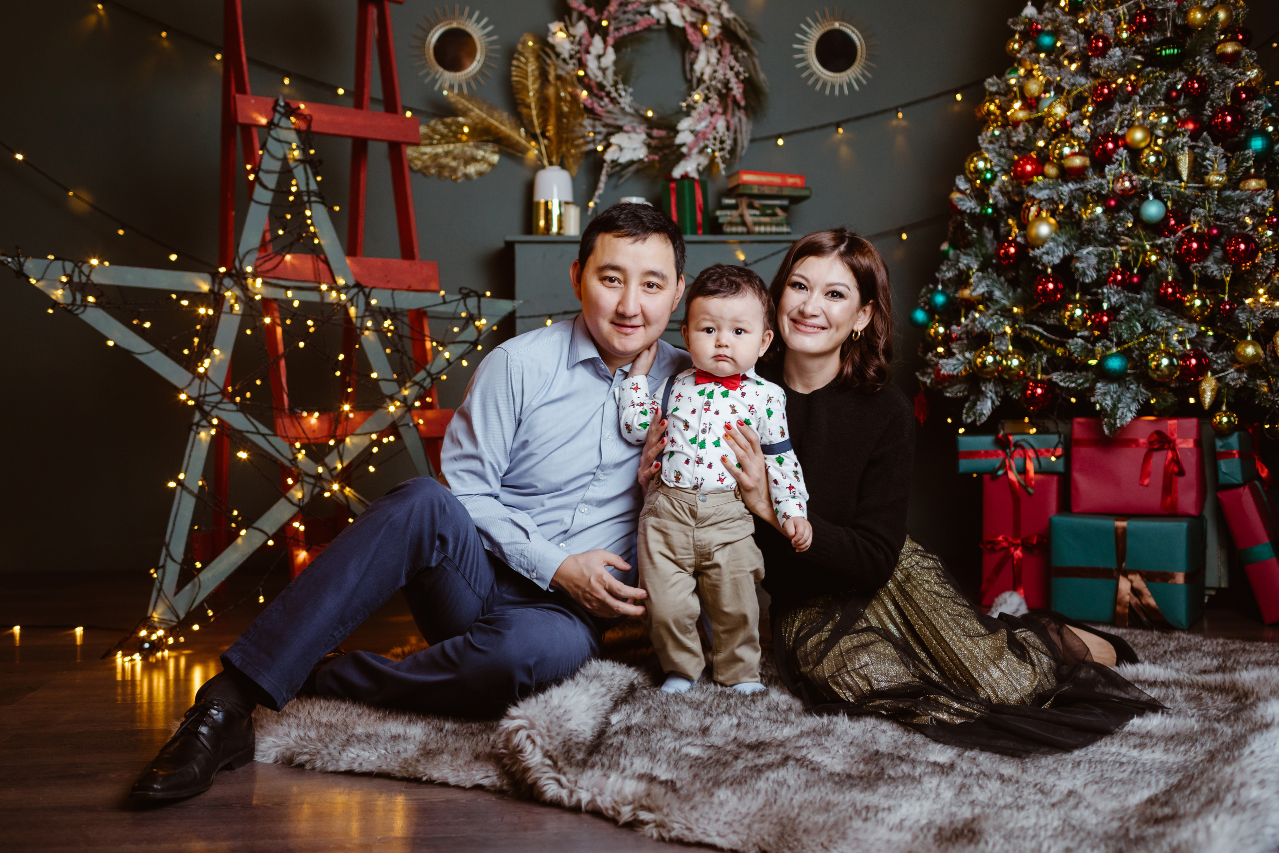 Семейная фотосессия в студии. Фотограф в Бишкеке Оксана Шувалова