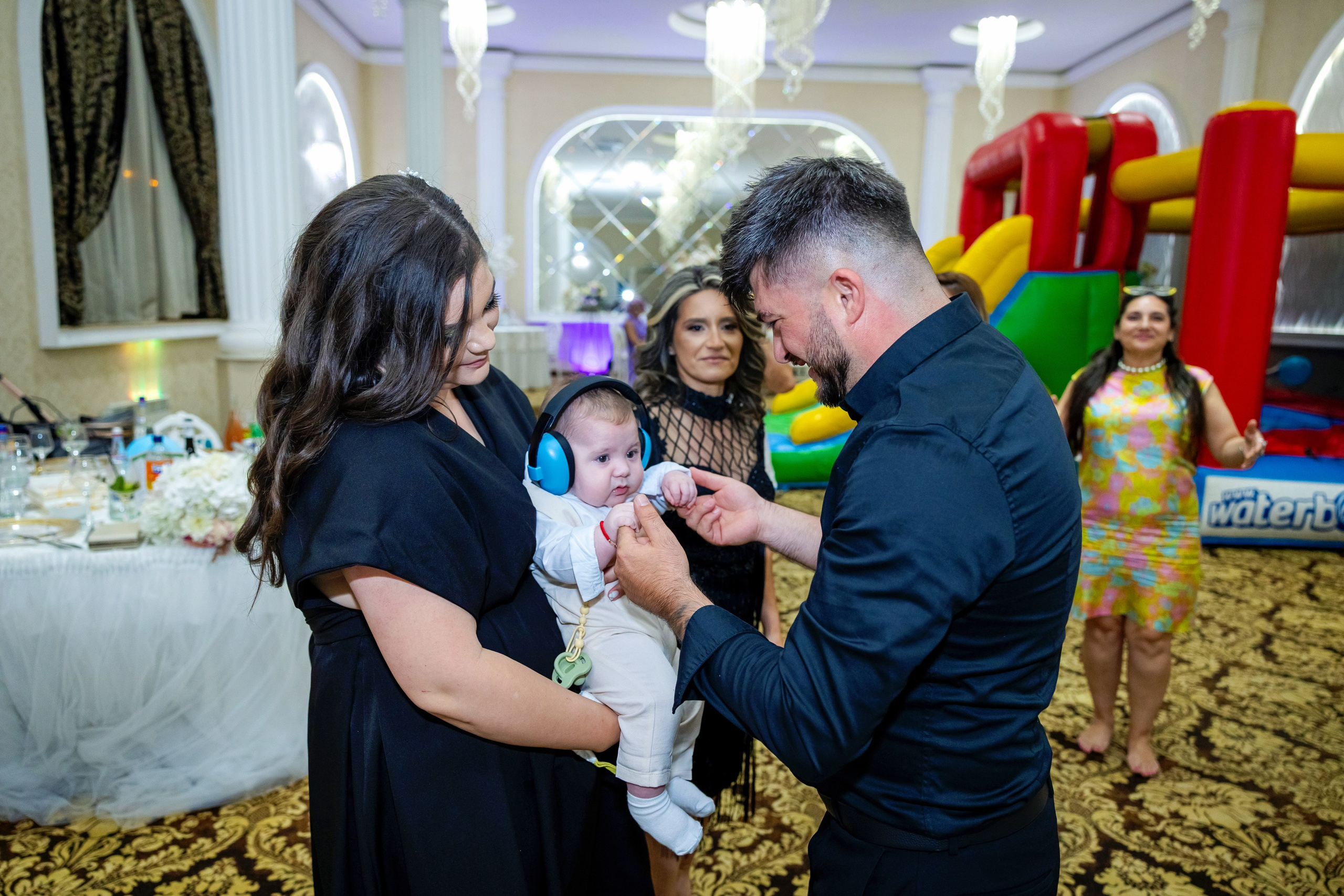 Andrei Damian. Moments By Gub