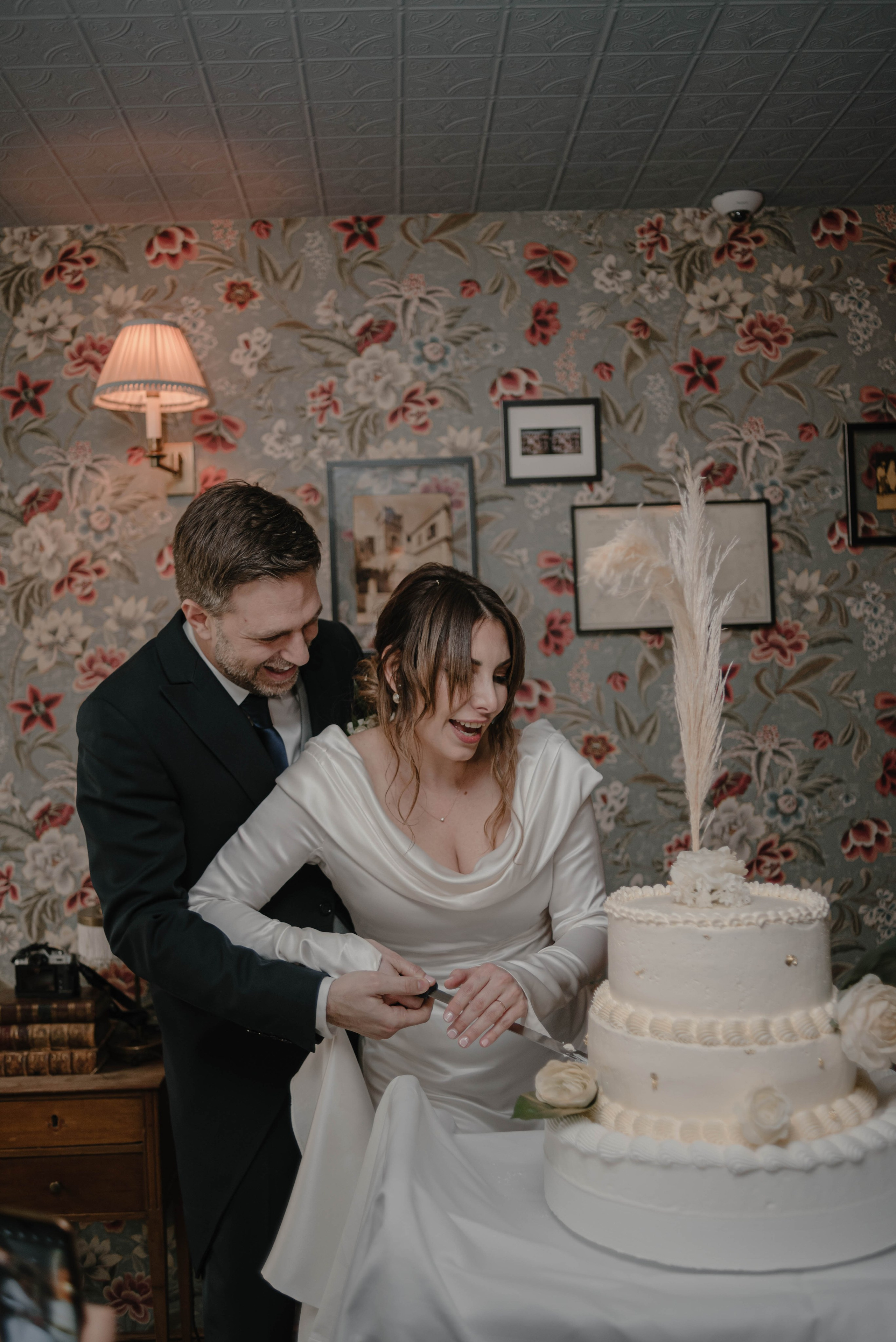 Камерная свадьба в Марэ, Париж | Ksenia Marchand. Ksenia Marchand/ Lifestyle photographer in Paris
