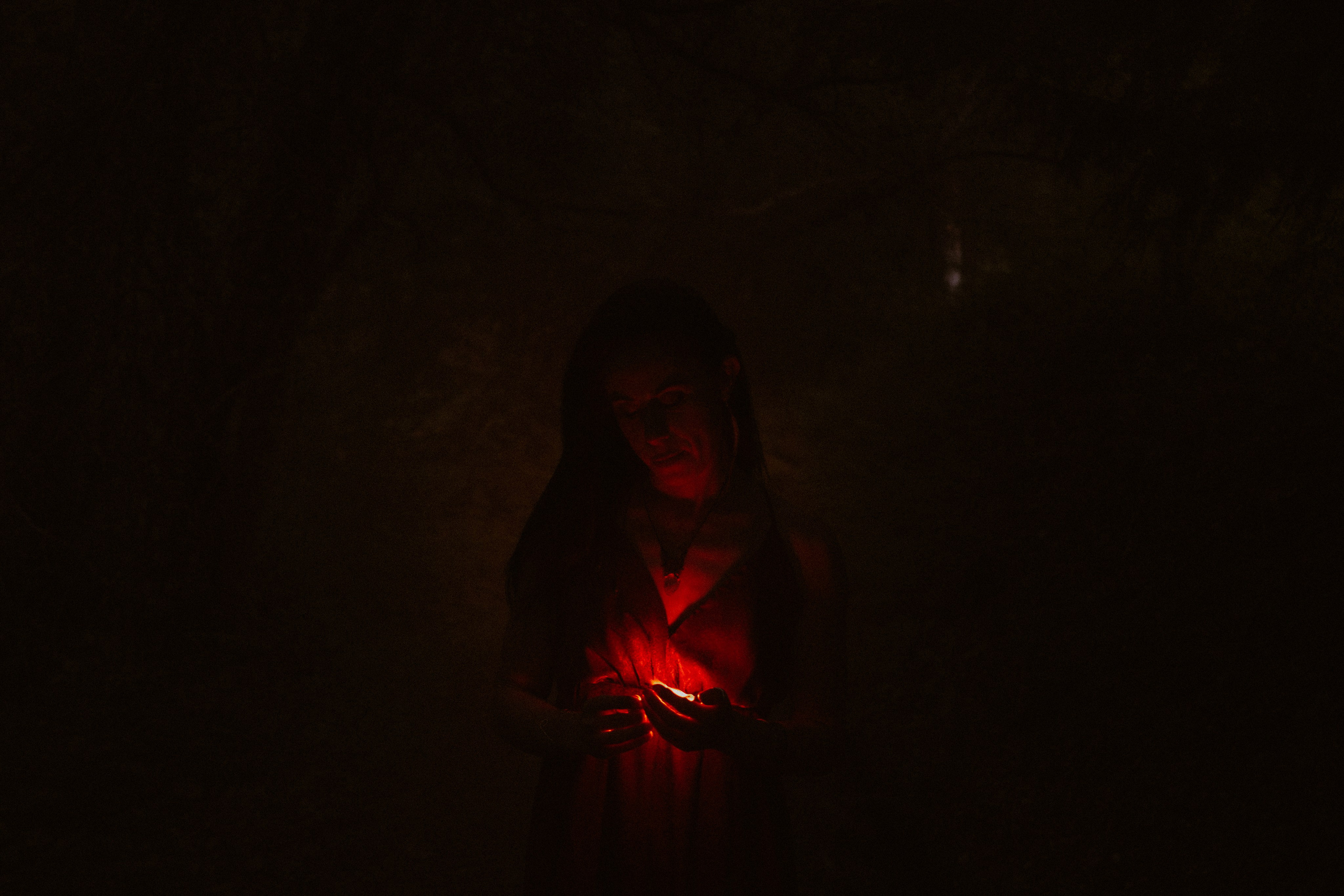 The woman who goes under — Elsa | Intimate Photography