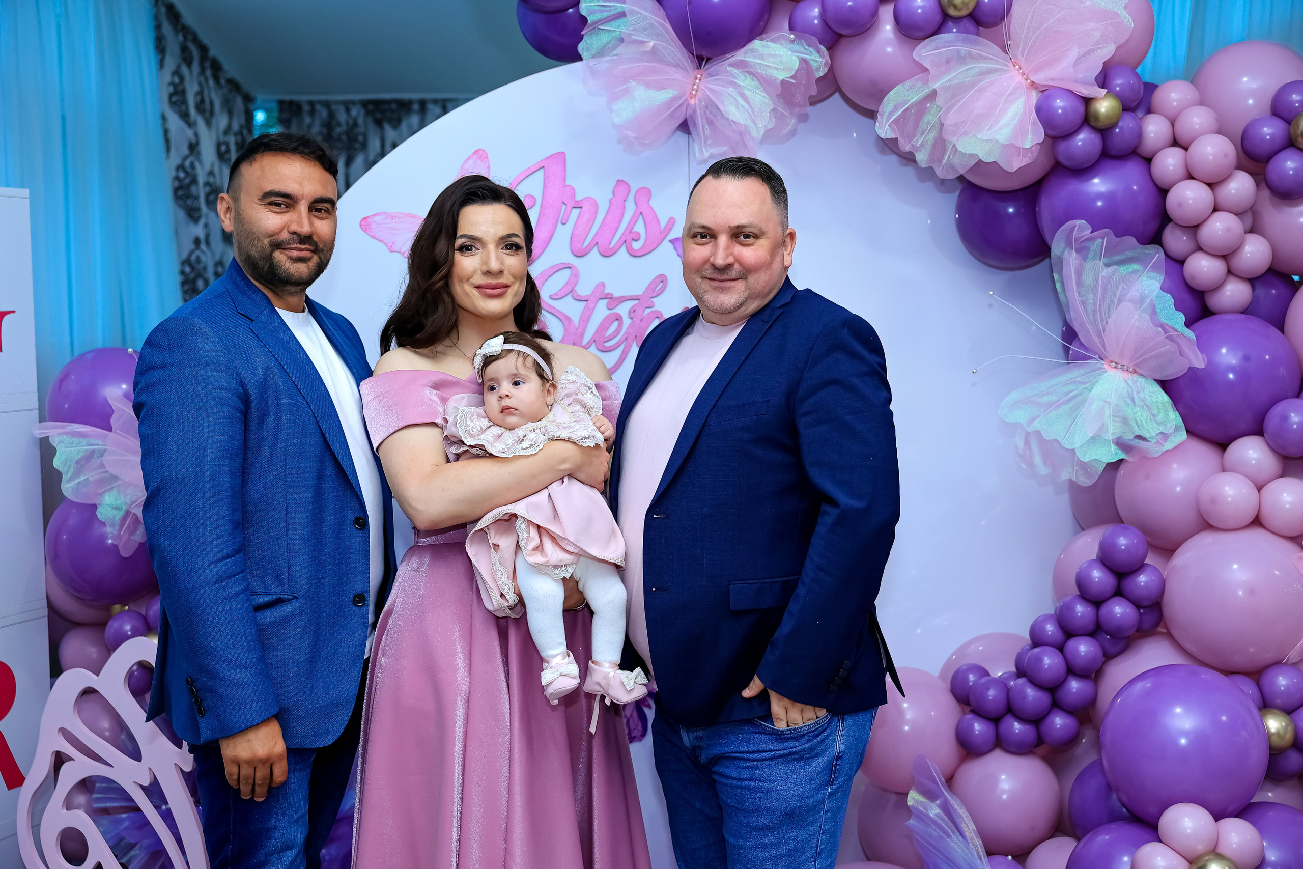 Iris Stefania. Moments By Gub