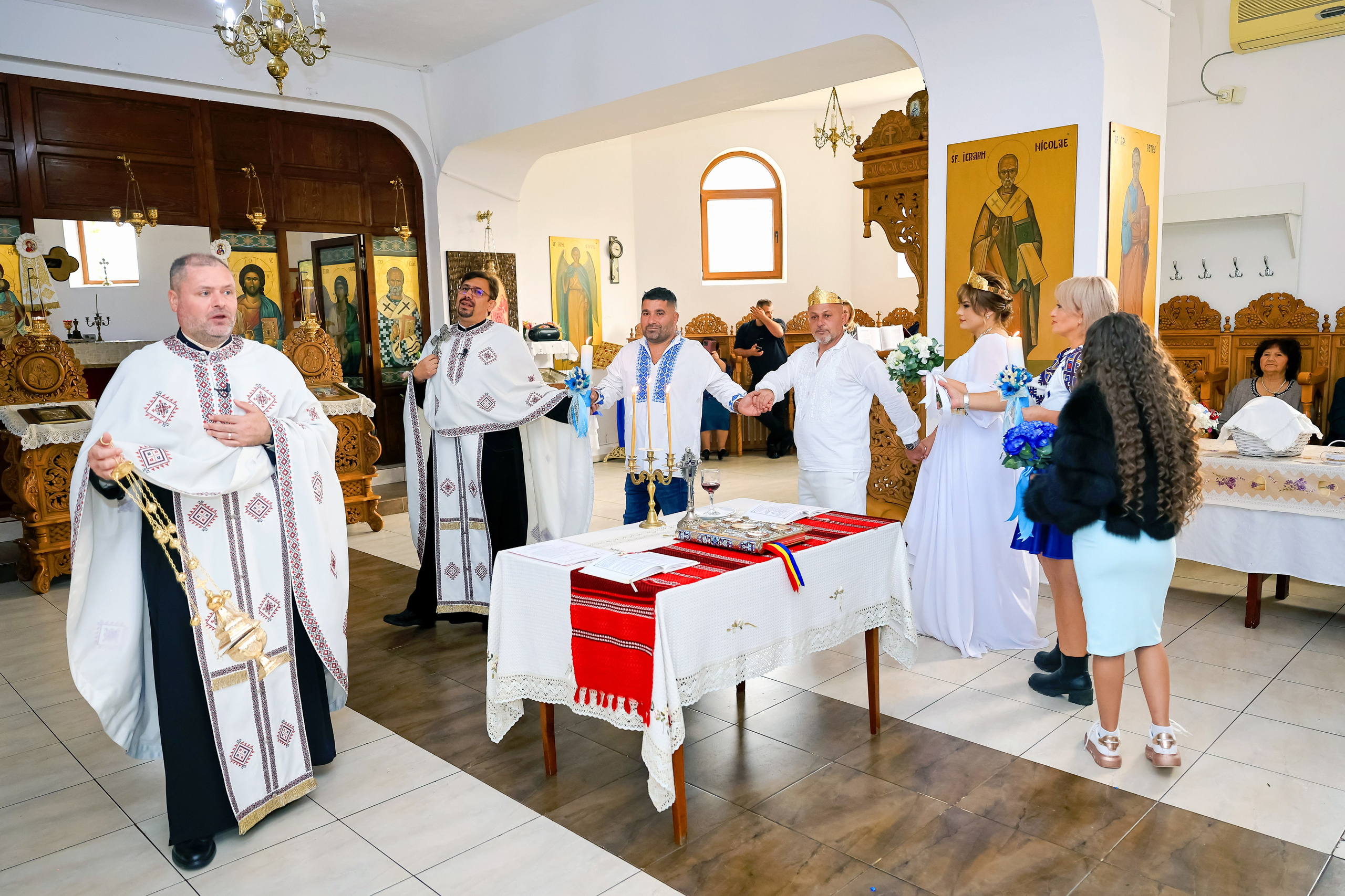 Andrei Sebastian. Moments By Gub