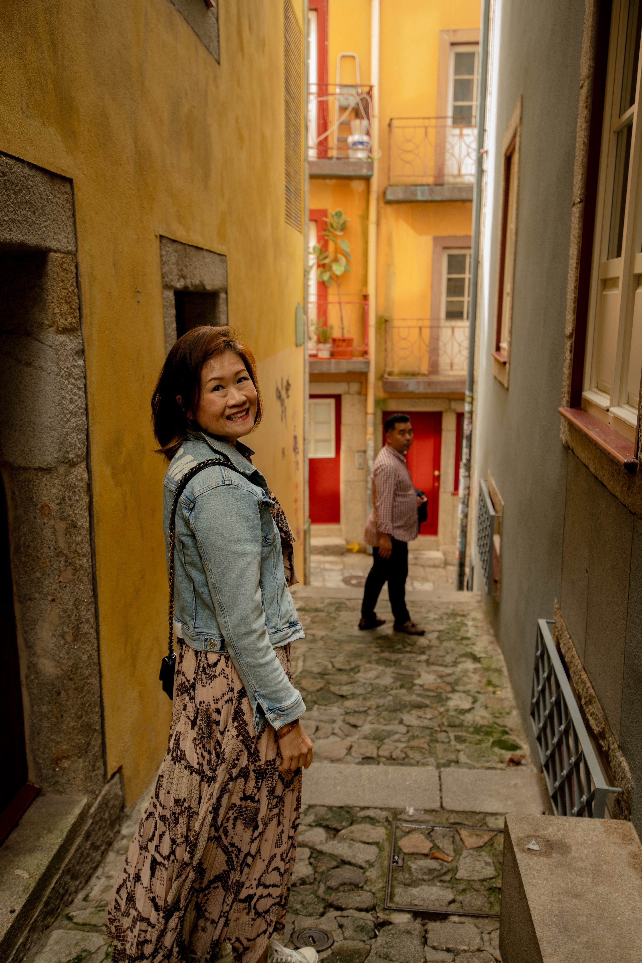 YOKE and ALFRED. Walking in Porto after the rain. Anastasiia Antoniuk portrait, family and couple photographer, Portugal