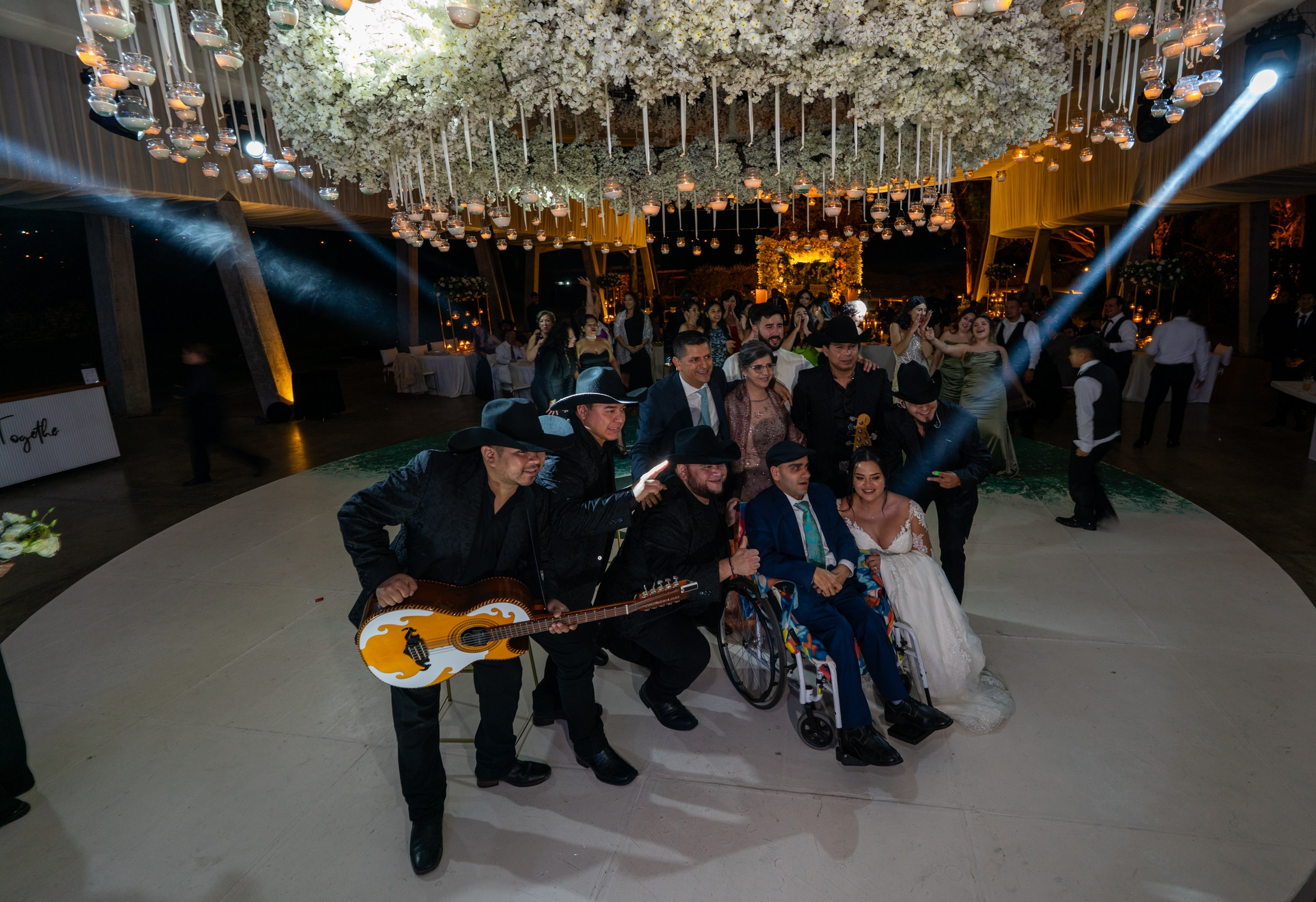 Daniel & Jannet. Elopement & Lifestyle Wedding Photographer