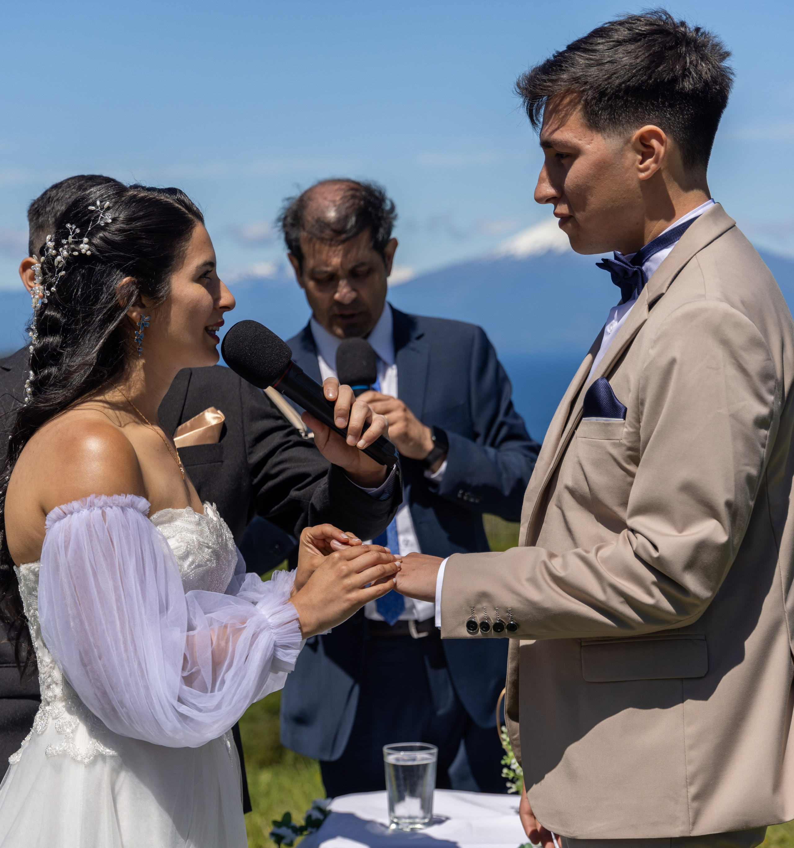 Carol & Ivo. Dinka & Emilio - El arte de preservar lo que no se repite