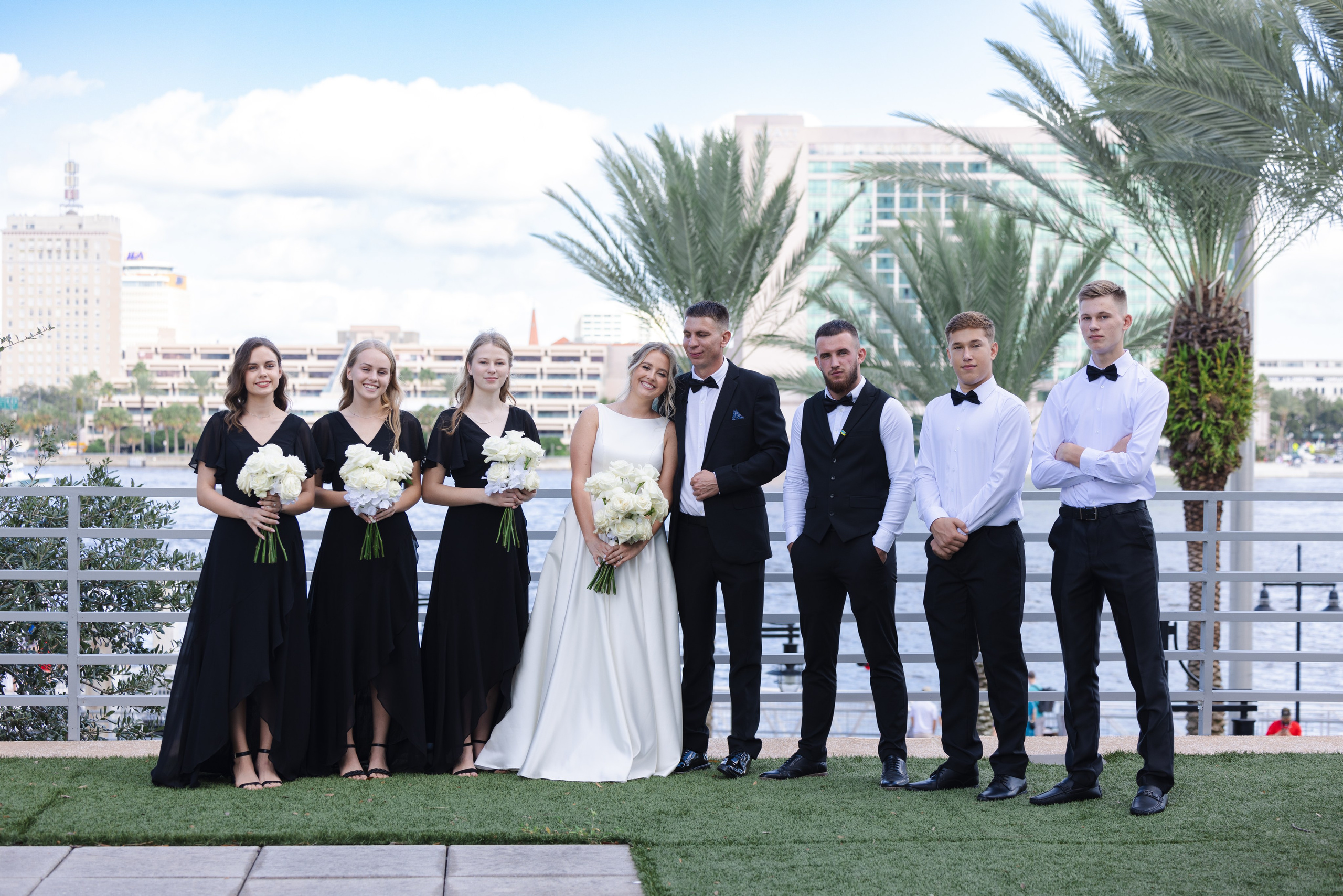 Wedding photography. Eikanmedia | Photographer and videographer capturing weddings, families, engagements, pregnancy & newborns | Vancouver, WA | USA