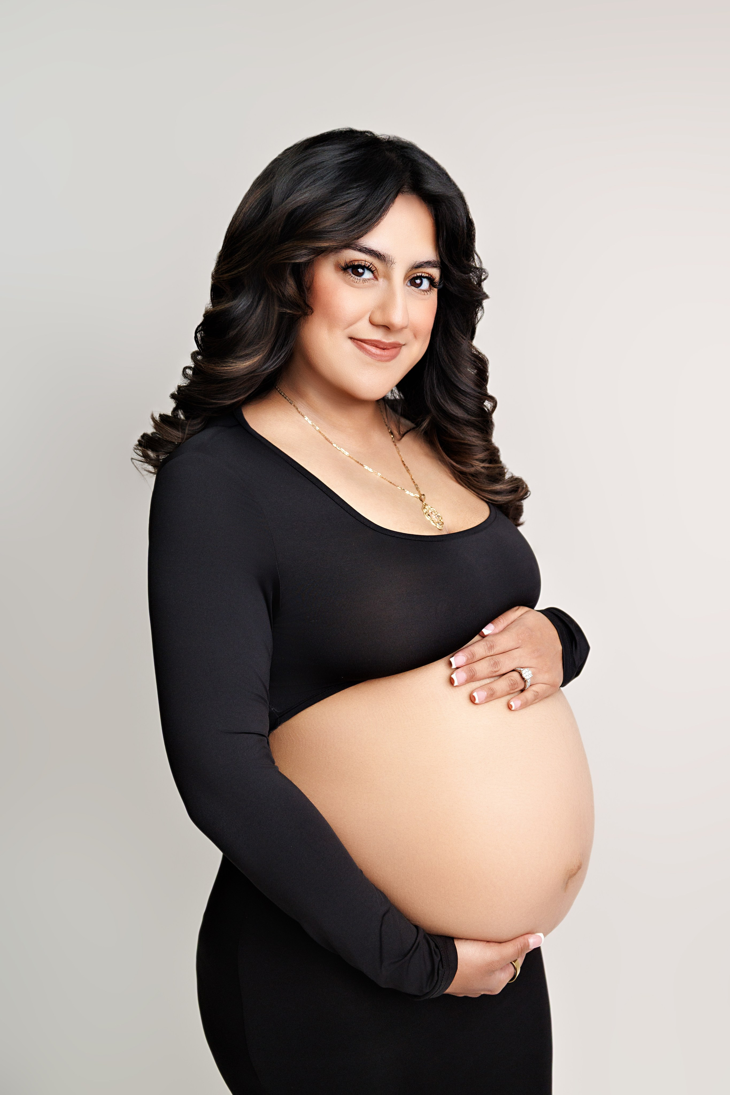 Maternity. Mary Newborn Photo