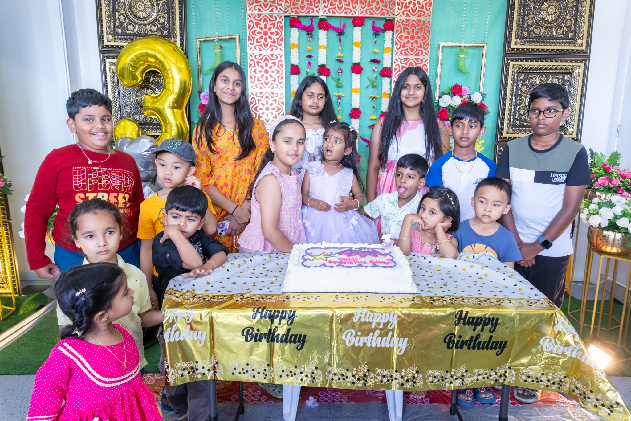 Myra’s 1st Birthday. MHCreative is family-oriented photographer based in SYDNEY