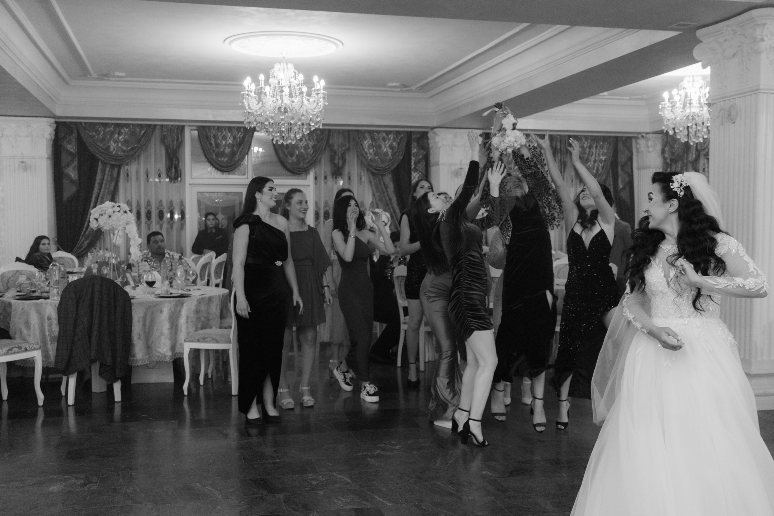 Malina & Alex. Fotograf si videograf — evenimente si studio