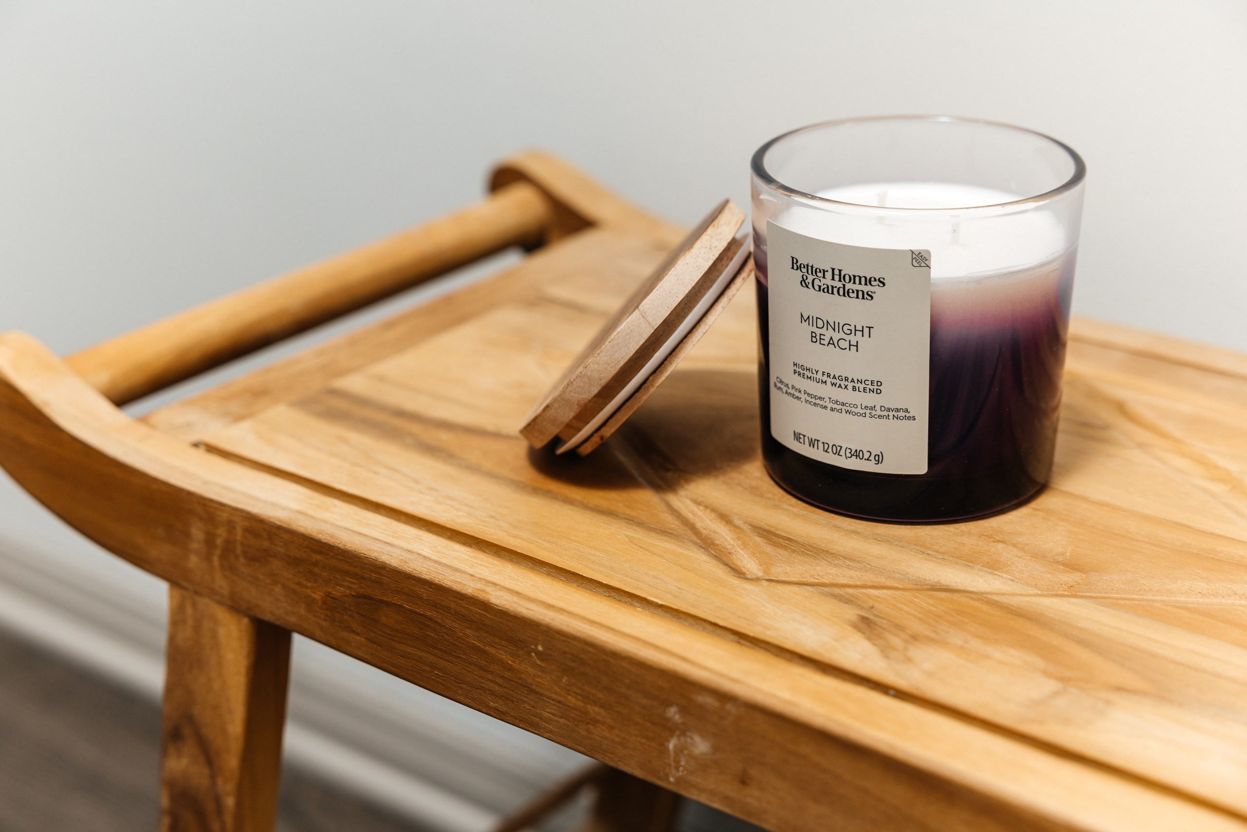 Flippant Apartments. Photographer Andrei White