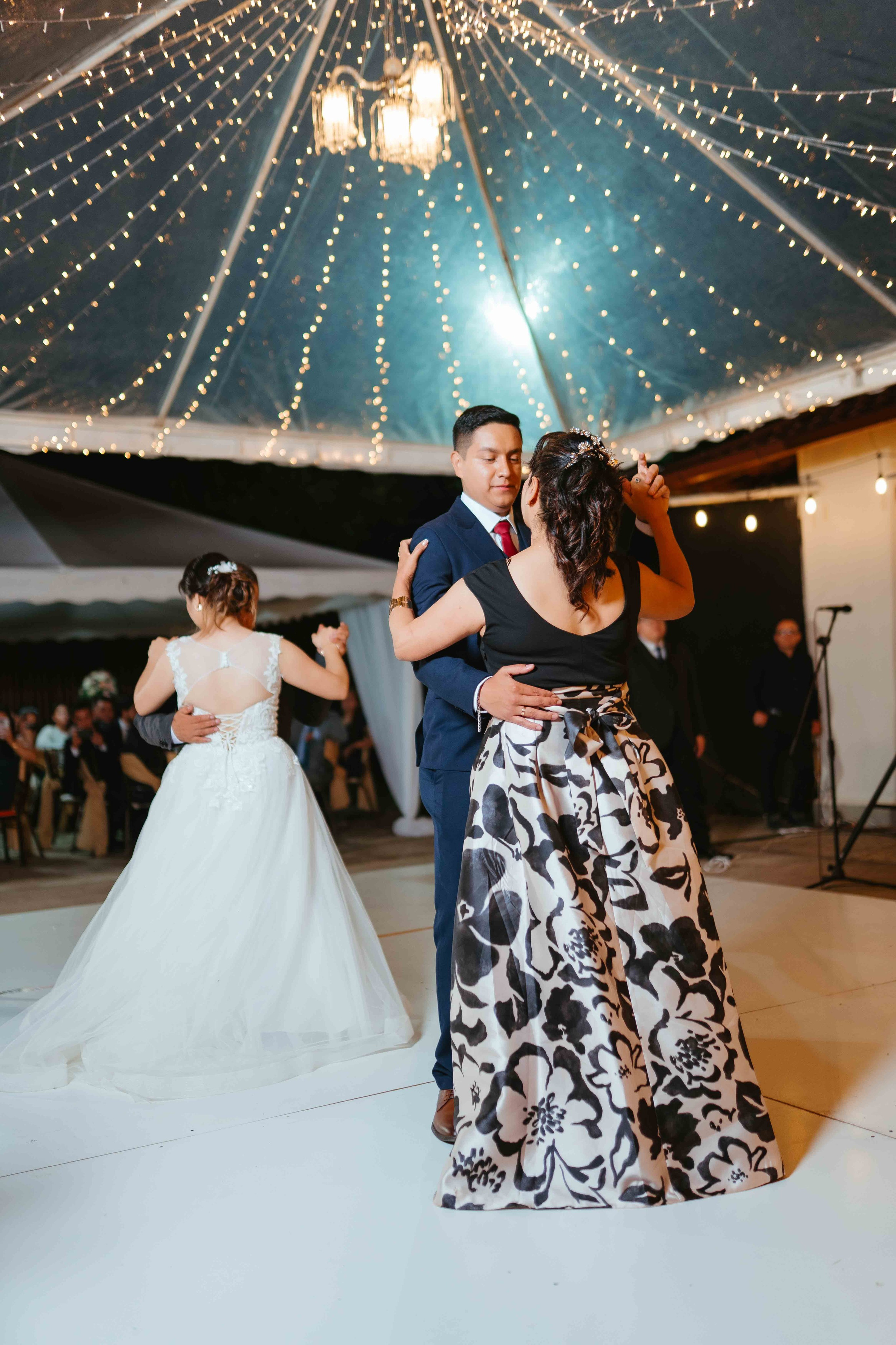 Jennifer y Vladimir. Fotógrafo de bodas en Loja Ecuador | Piero Alvarez PH