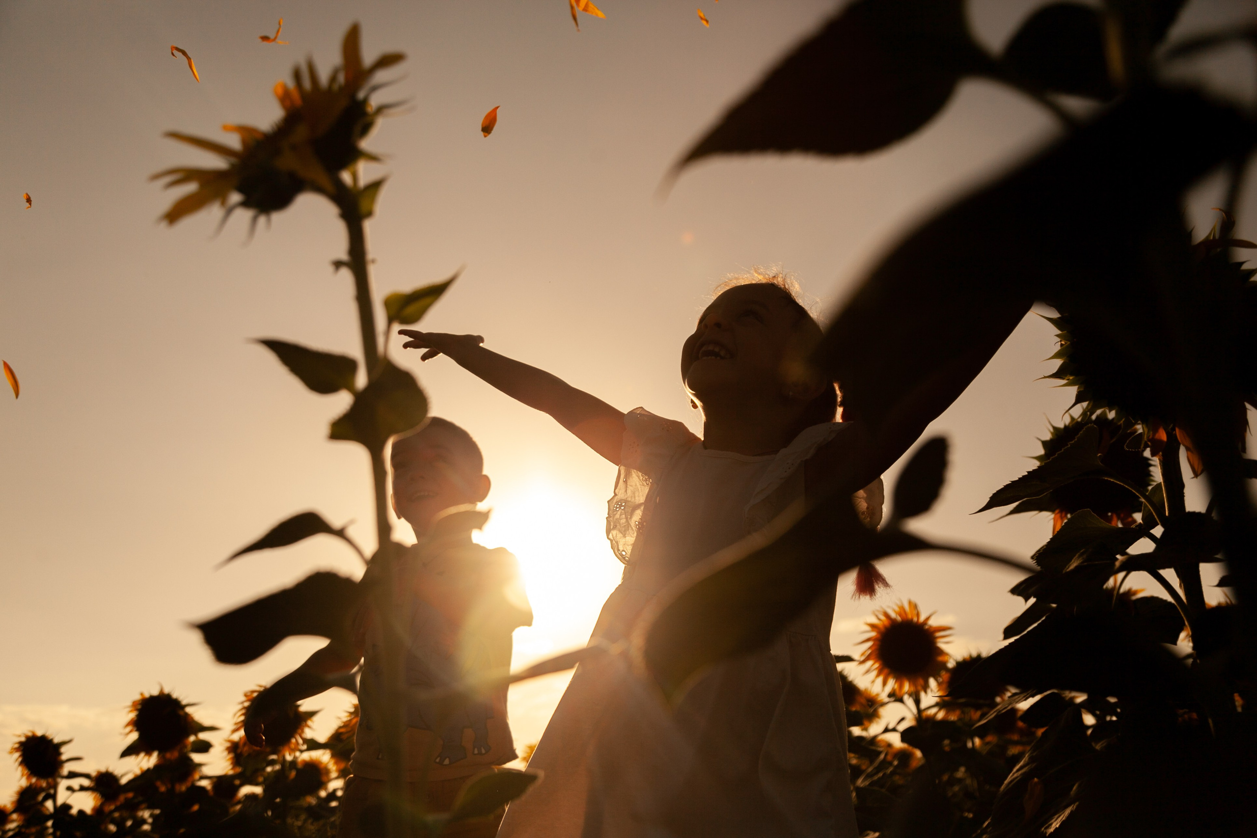 Family. Wedding, event and family photographer in Paris, Emilian Olaru