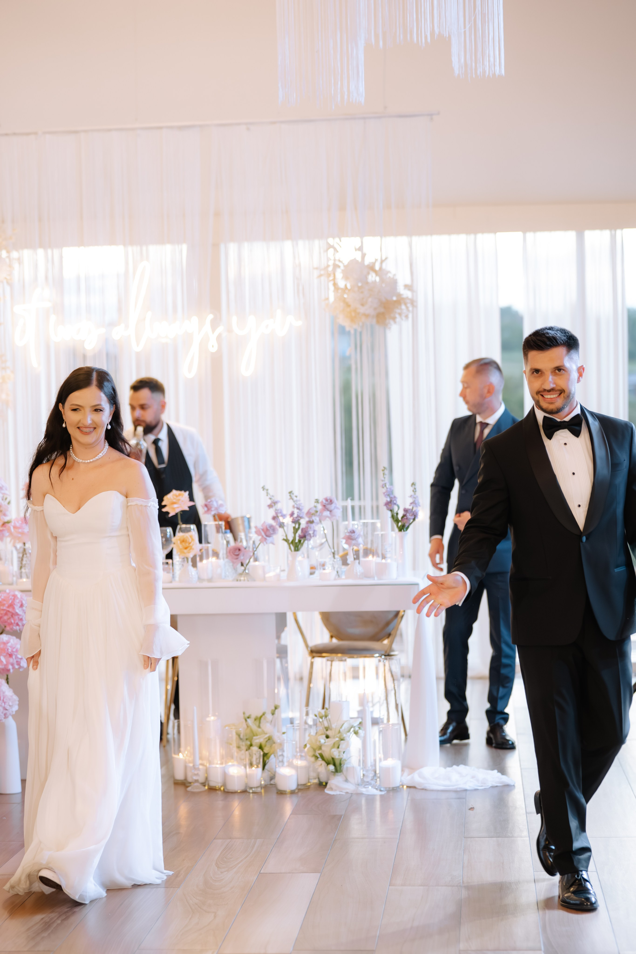 Alina + Gabriel | Liria. Proud Vision Weddings | Wedding Photography & Films — Servicii profesionale Foto Video Nunta Iasi