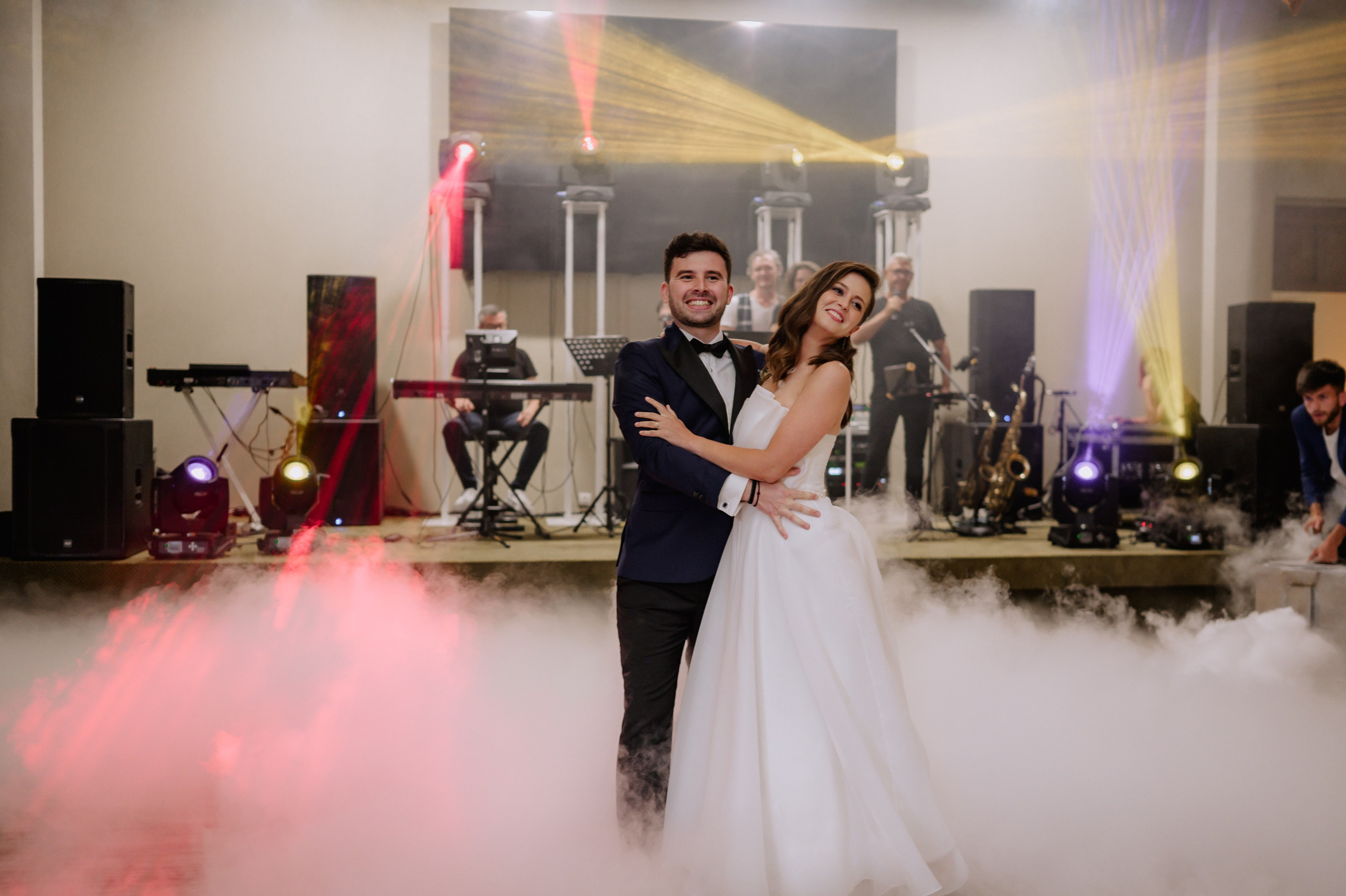 Servicii foto video profesionale pentru evenimentul tau. Proud Vision Weddings | Wedding Photography & Film — Servicii profesionale Foto Video Nunta Iasi