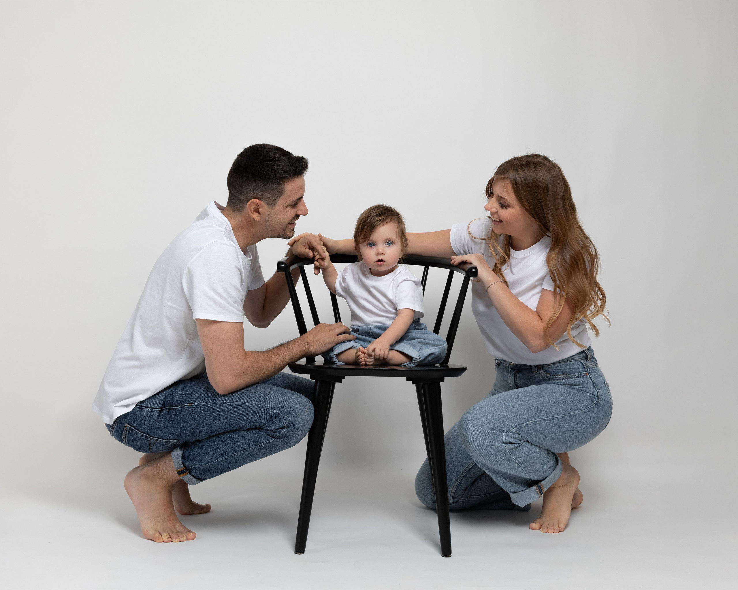 Sesiones de fotografía de familia con niños , sesiones familiares, sesiones infantiles , sesiones bebes , sesiones temáticas infantiles y bebes en el estudio y exteriores