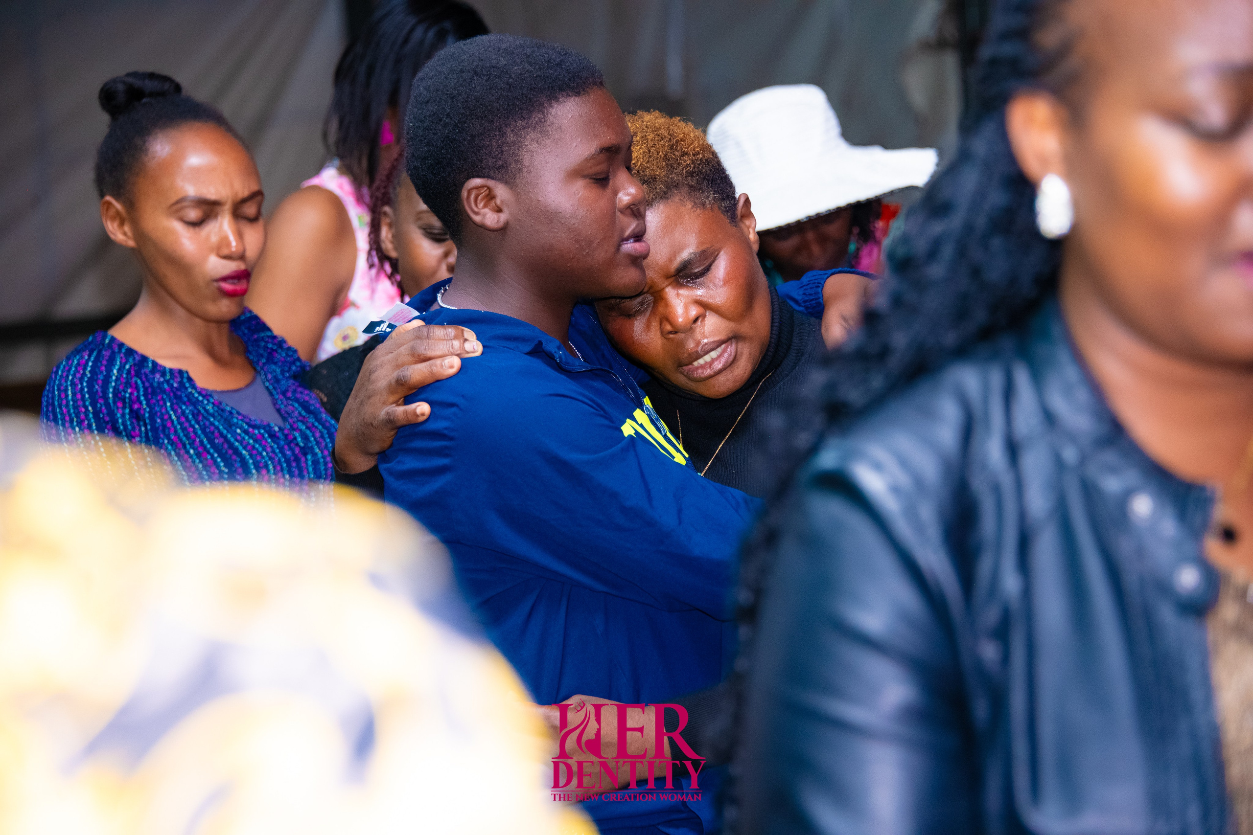 LADIES MINISTRY. Pastor Morris