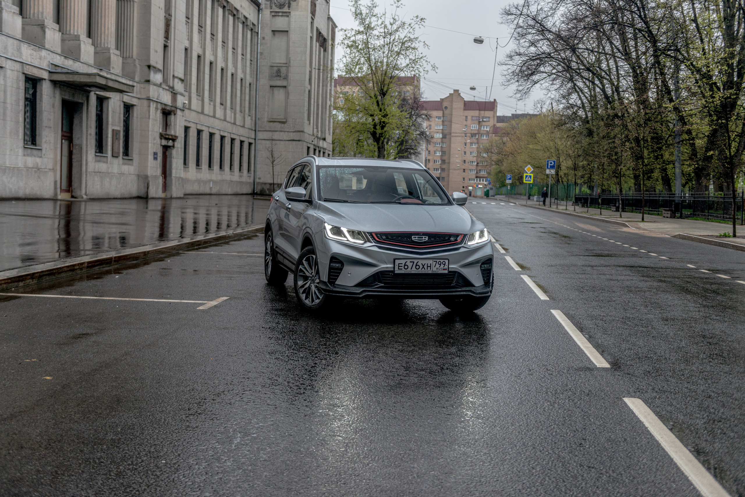 Фотосъемка автомобиля Geely Coolray. ФОТОГРАФ МЕКСИКА КИНТАНА-РОО