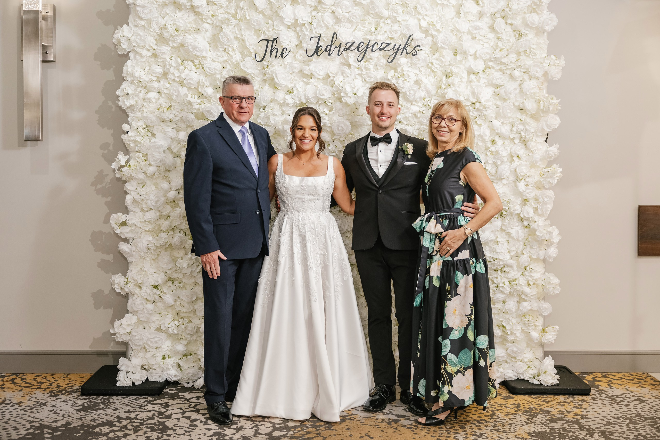 09.06.2025 Wedding. Wedding family event photographer in Chicago Nick Yushevich