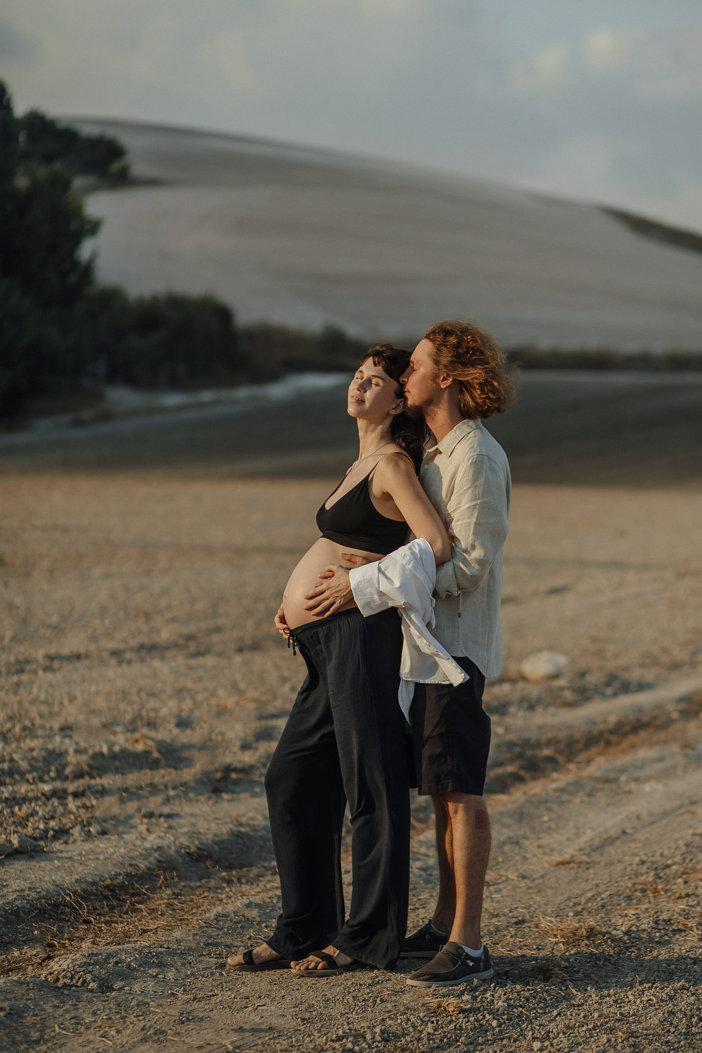 Kiryat Tivon field. Family photographer in Israel