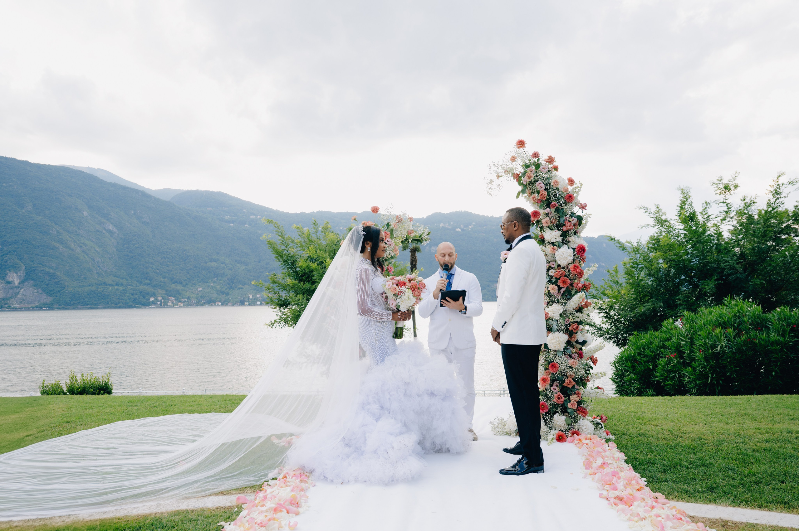 R & E, Villa Lario. Lake Como Photographer — Proposal | Wedding | Elopement