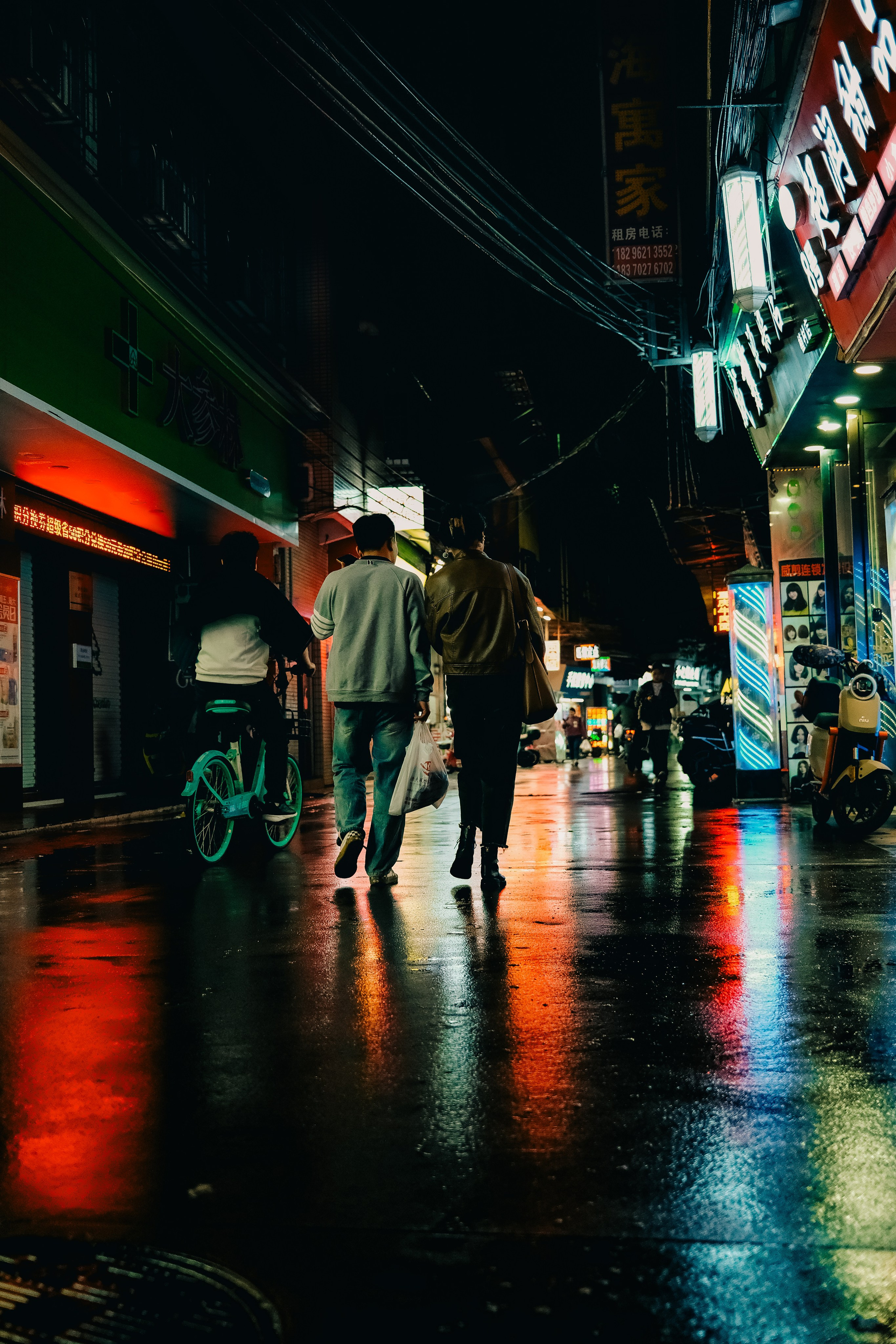 Neon in Guangzhou. Фотограф В Гуанчжоу и Шэньчжэнь Андрей Лопатин