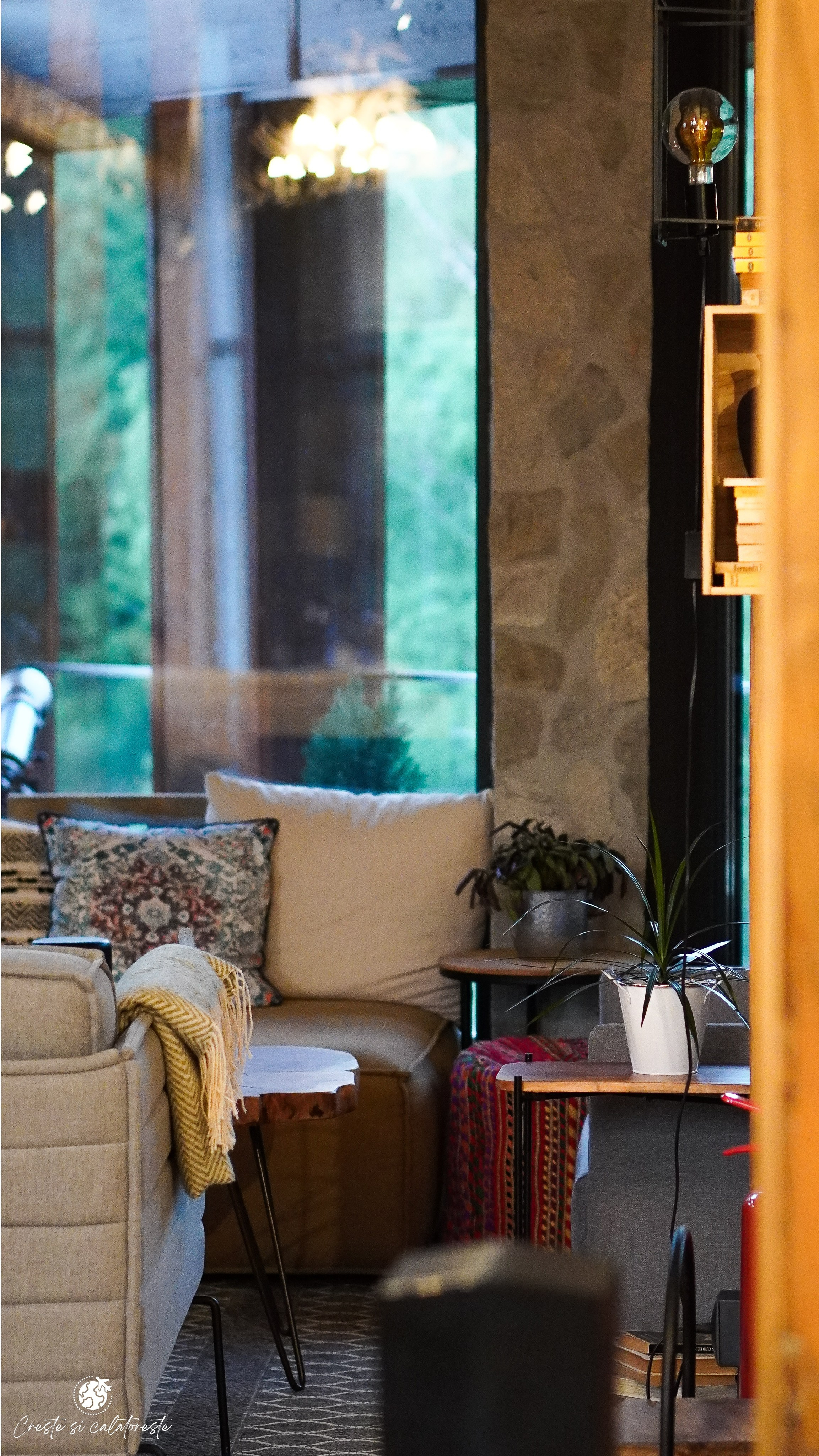 Bransilvania. Creste si calatoreste