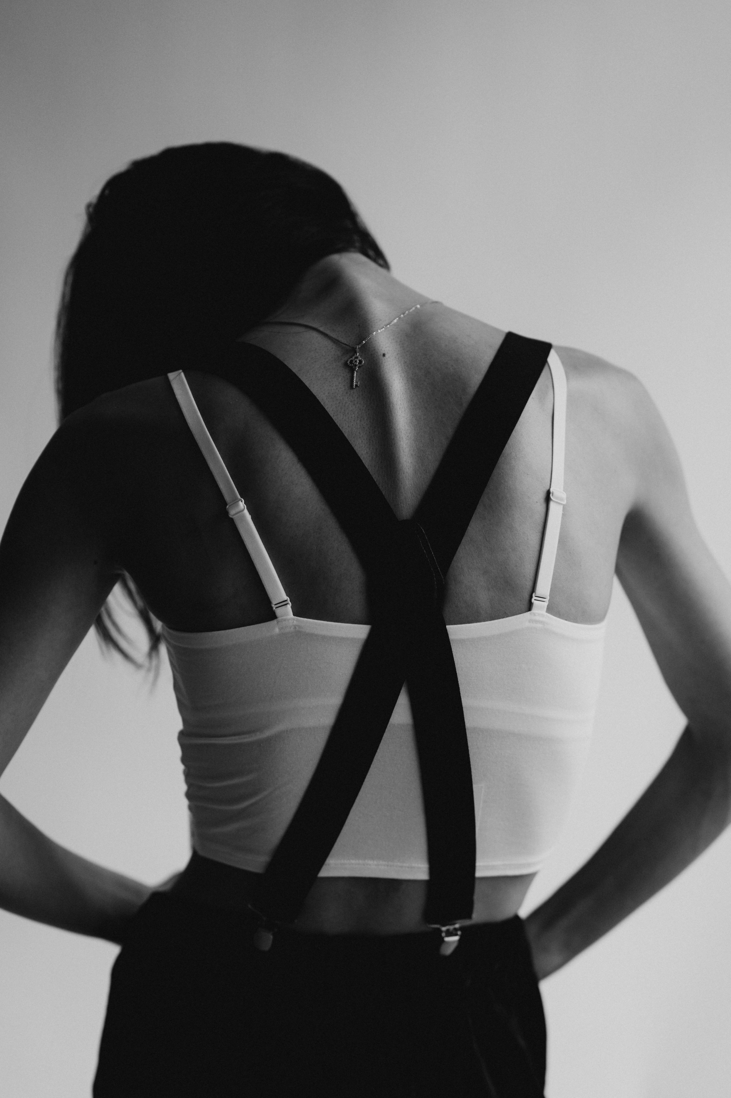 Yugi Studio. Modern maternity photographer in Long Island New York