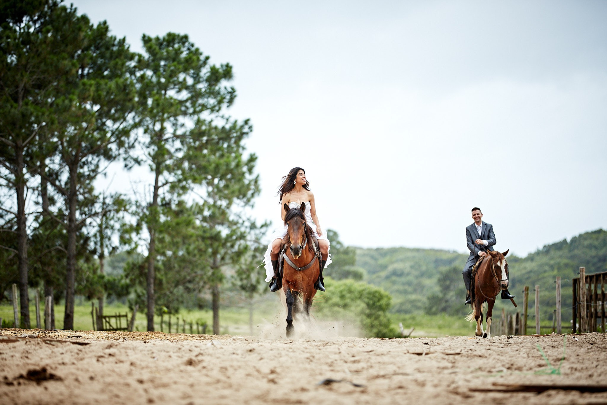 Trash The Dress Cynthia e Deocelso. Fotógrafo de casamentos em Florianópolis