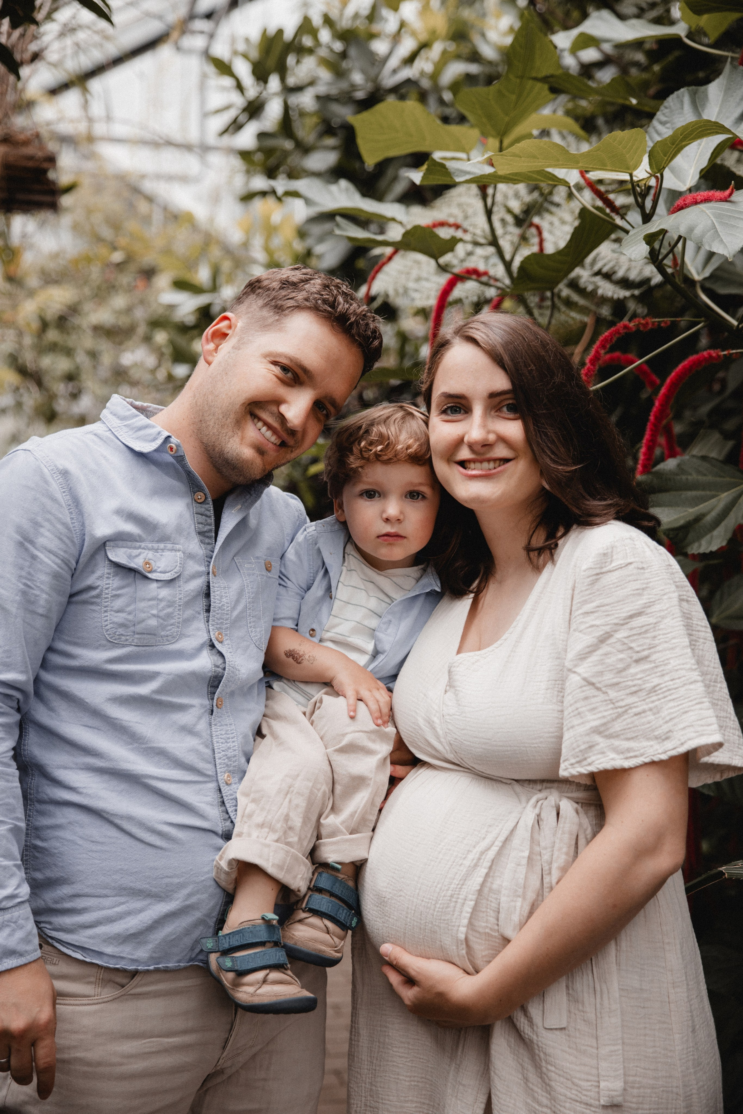 Babybauch Shooting im Botanischen Garten Bochum | Reiche Fotografie. Hochzeitsfotografin Bochum | Halyna Reiche Fotografie NRW