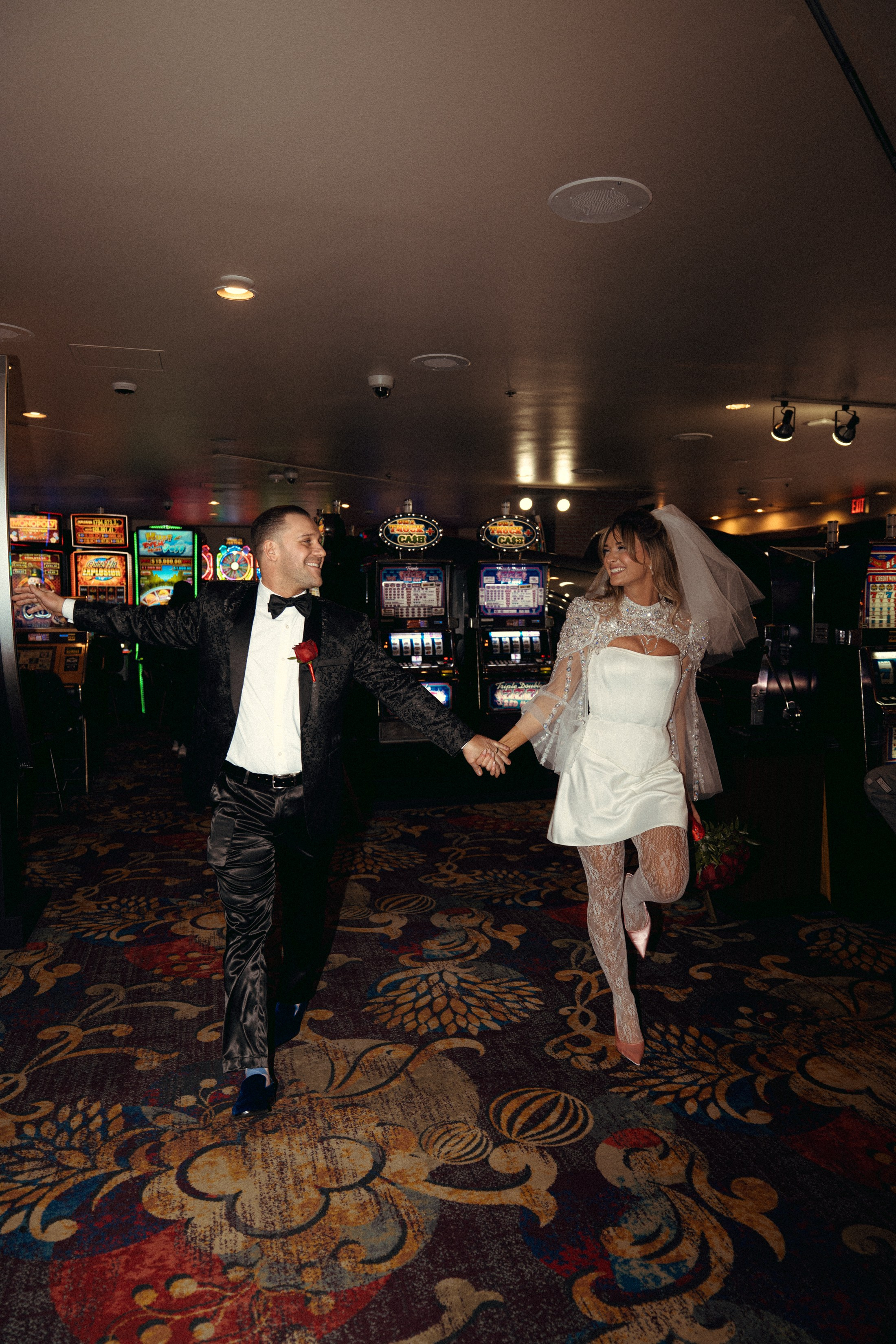 P&J. Wedding & elopement photographer Viktoriya Kravtsov. Las Vegas