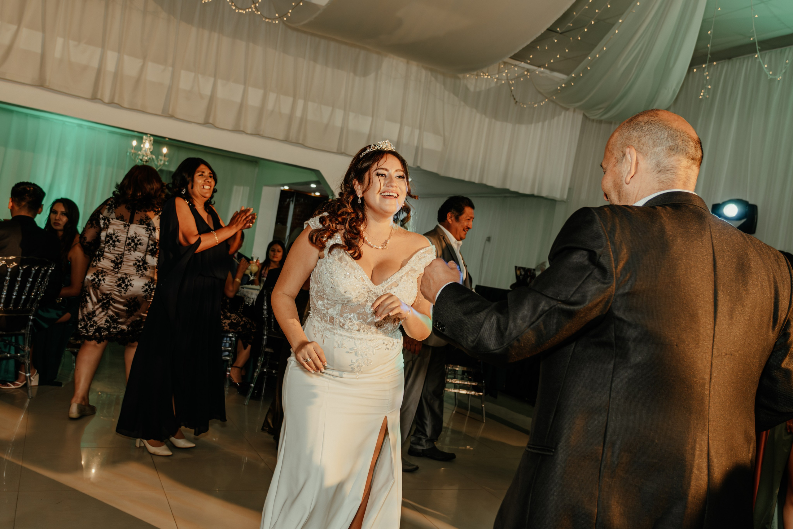 ANGIE + MANUEL BODA RELIGIOSA. Studio KVTA | Fotografía y Video de Bodas en Arequipa