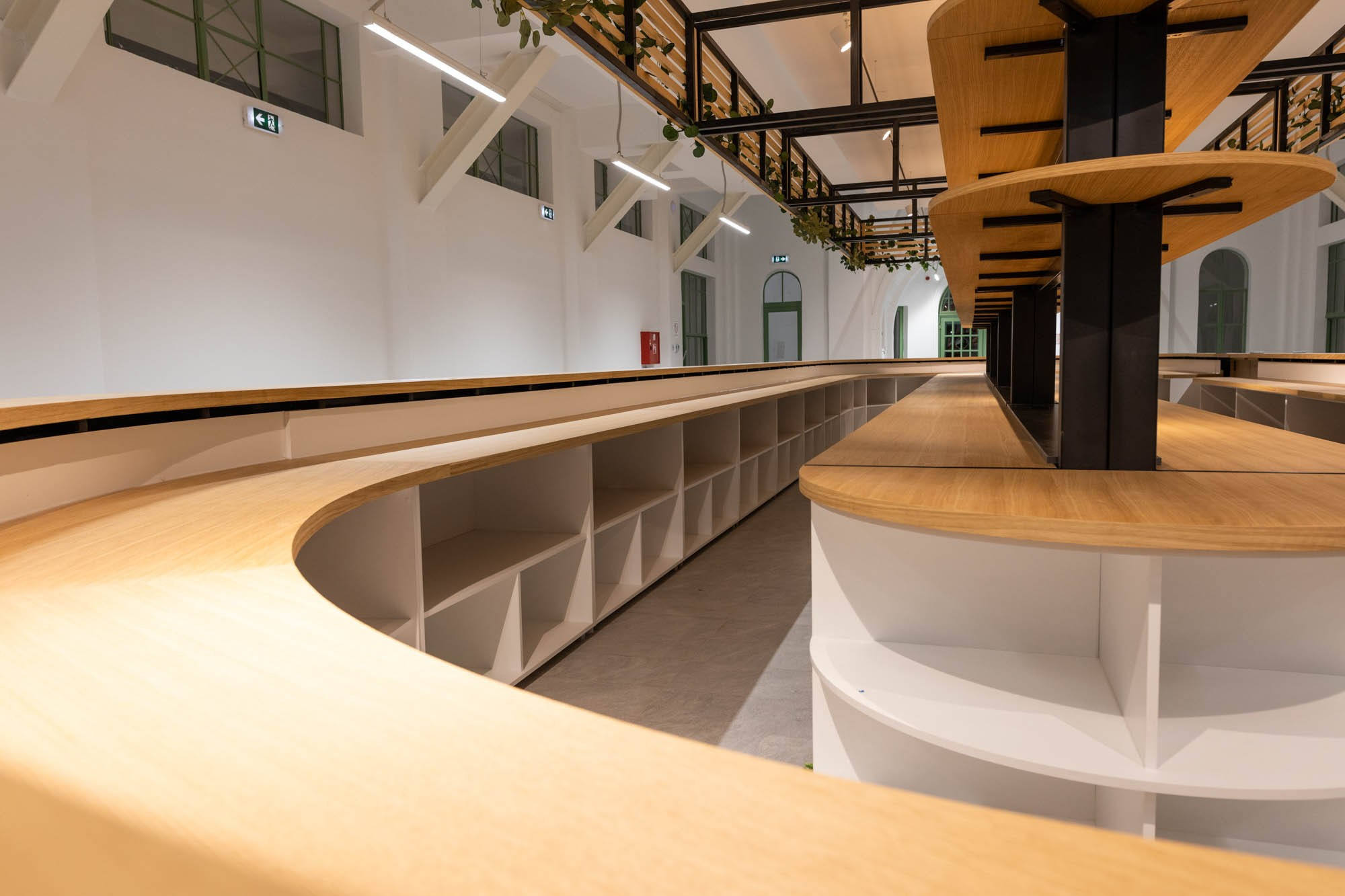 GAMI LUX. PRODUCTIVE MEDIA TEAM