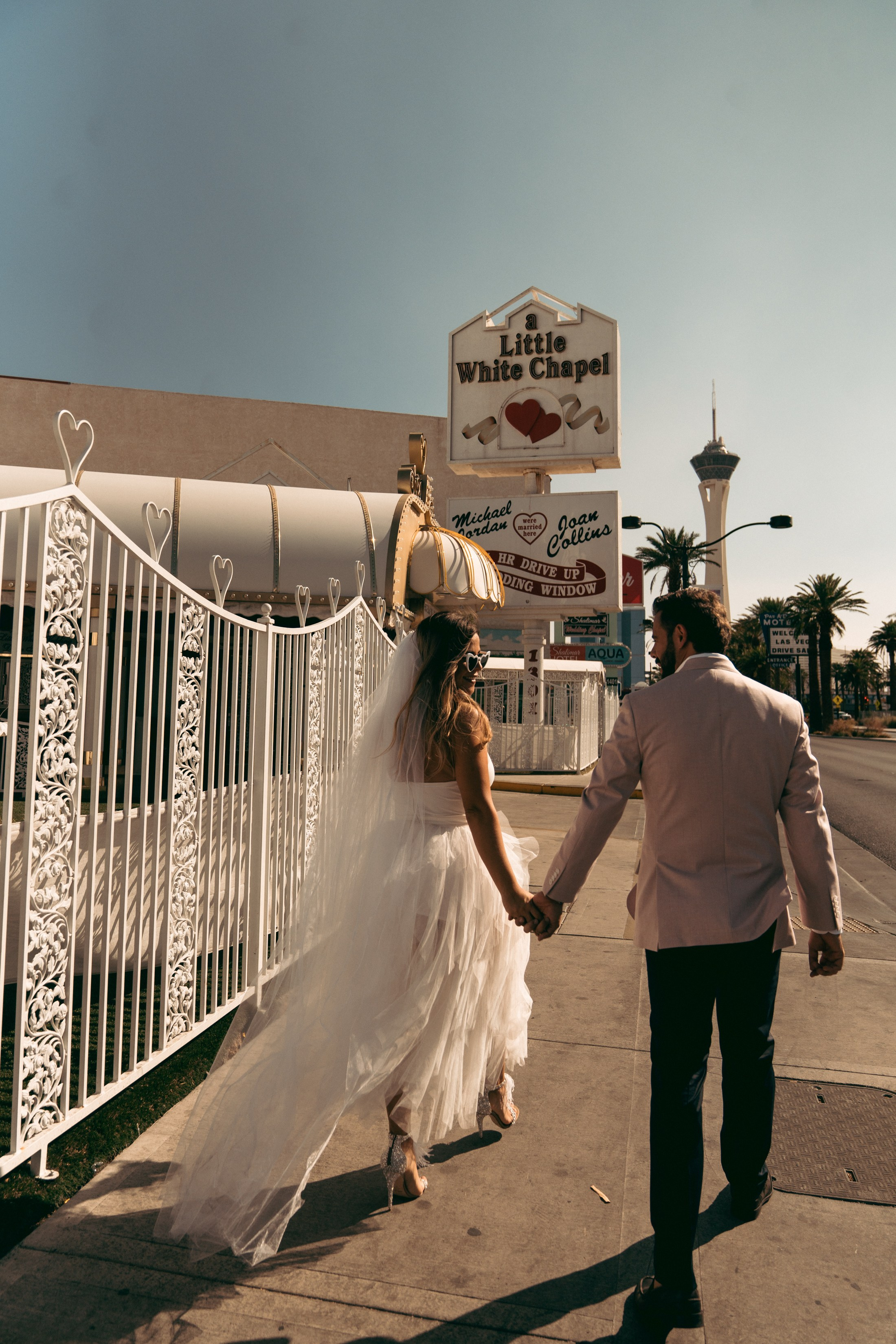 Paulina&Manuel. Wedding & elopement photographer Viktoriya Kravtsov. Las Vegas