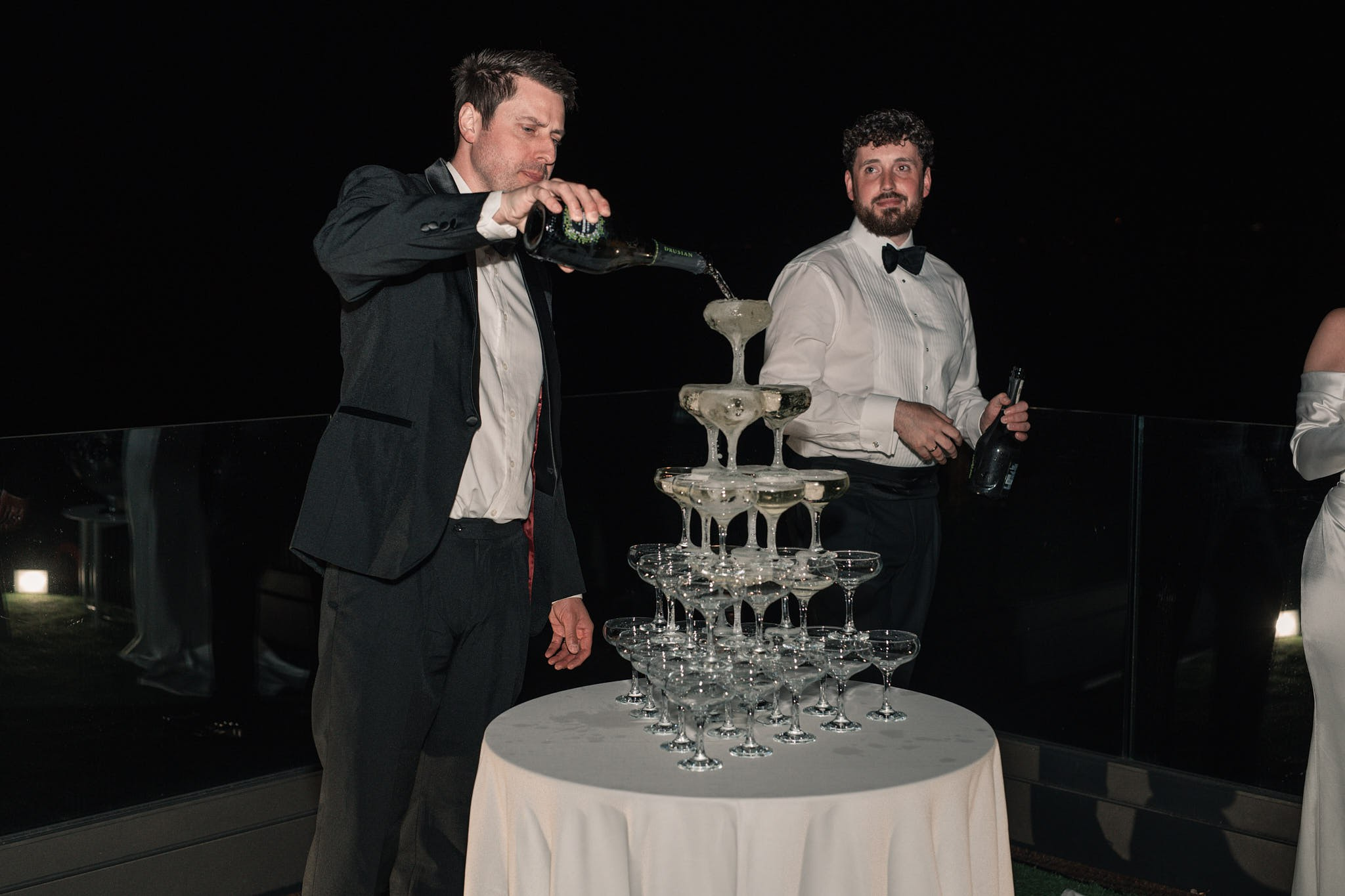 Roxie & Richard Wedding. Fotografo matrimonio Lago di Como Ferrari Media Production