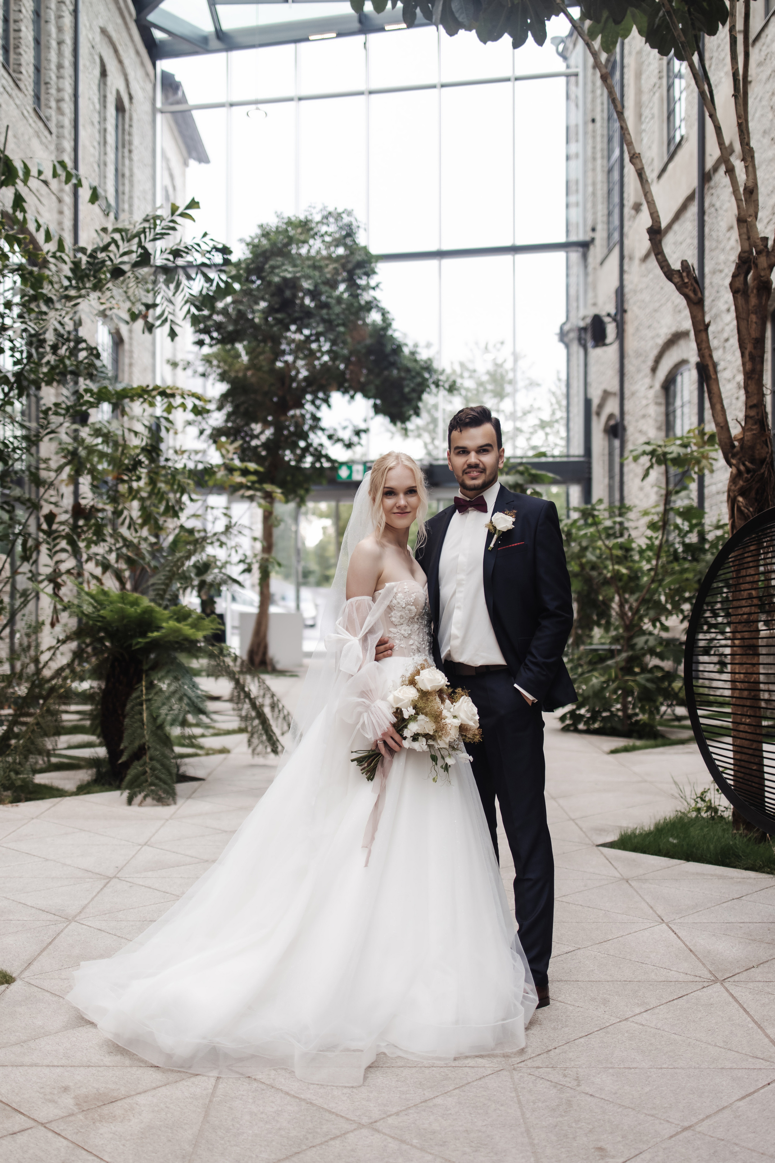 JEVGENI & VLADA. HOME