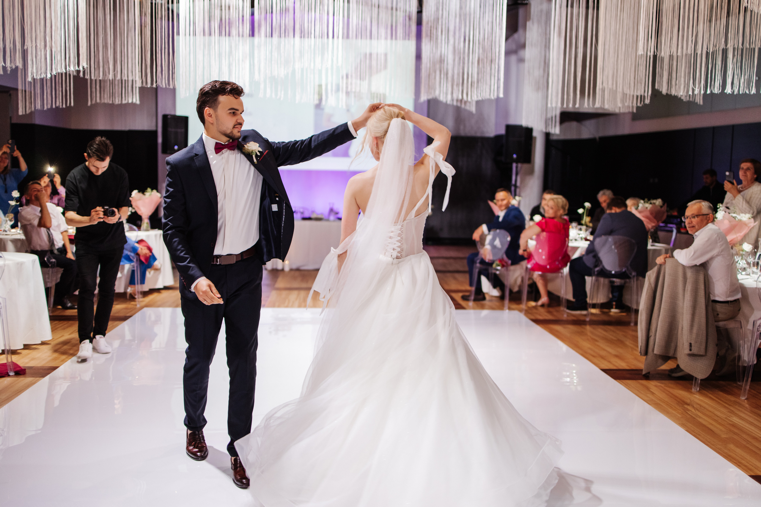 JEVGENI & VLADA. HOME