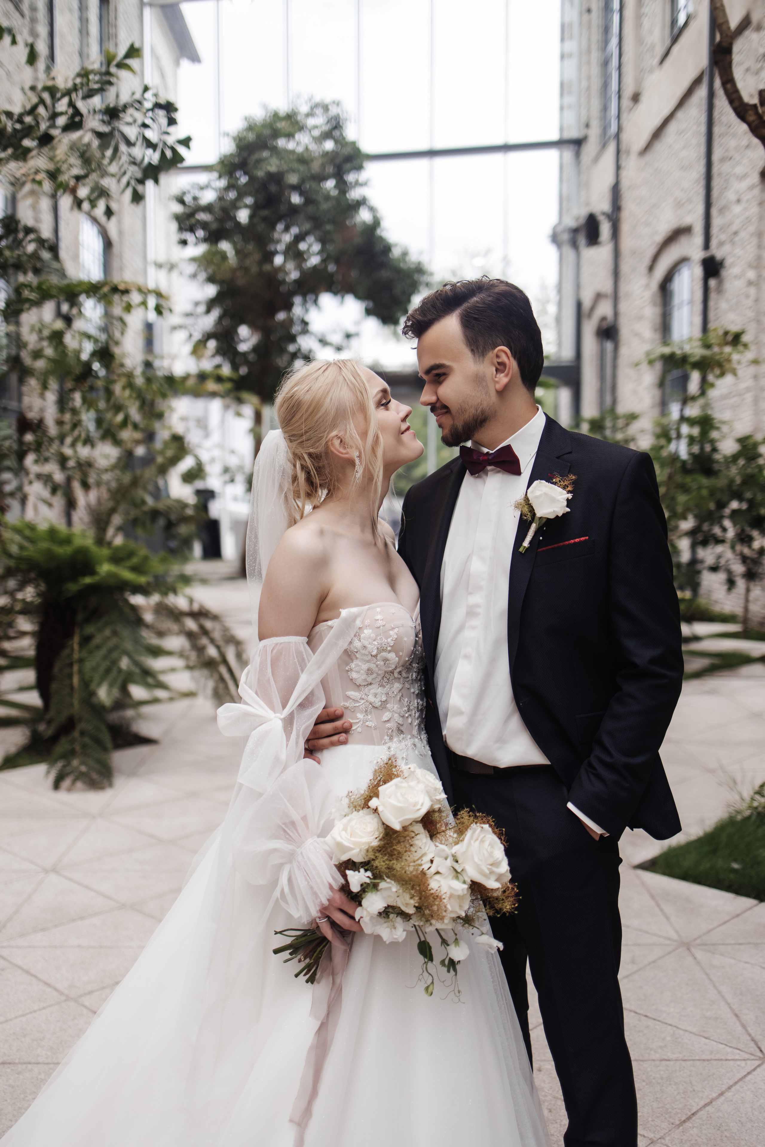 JEVGENI & VLADA. HOME