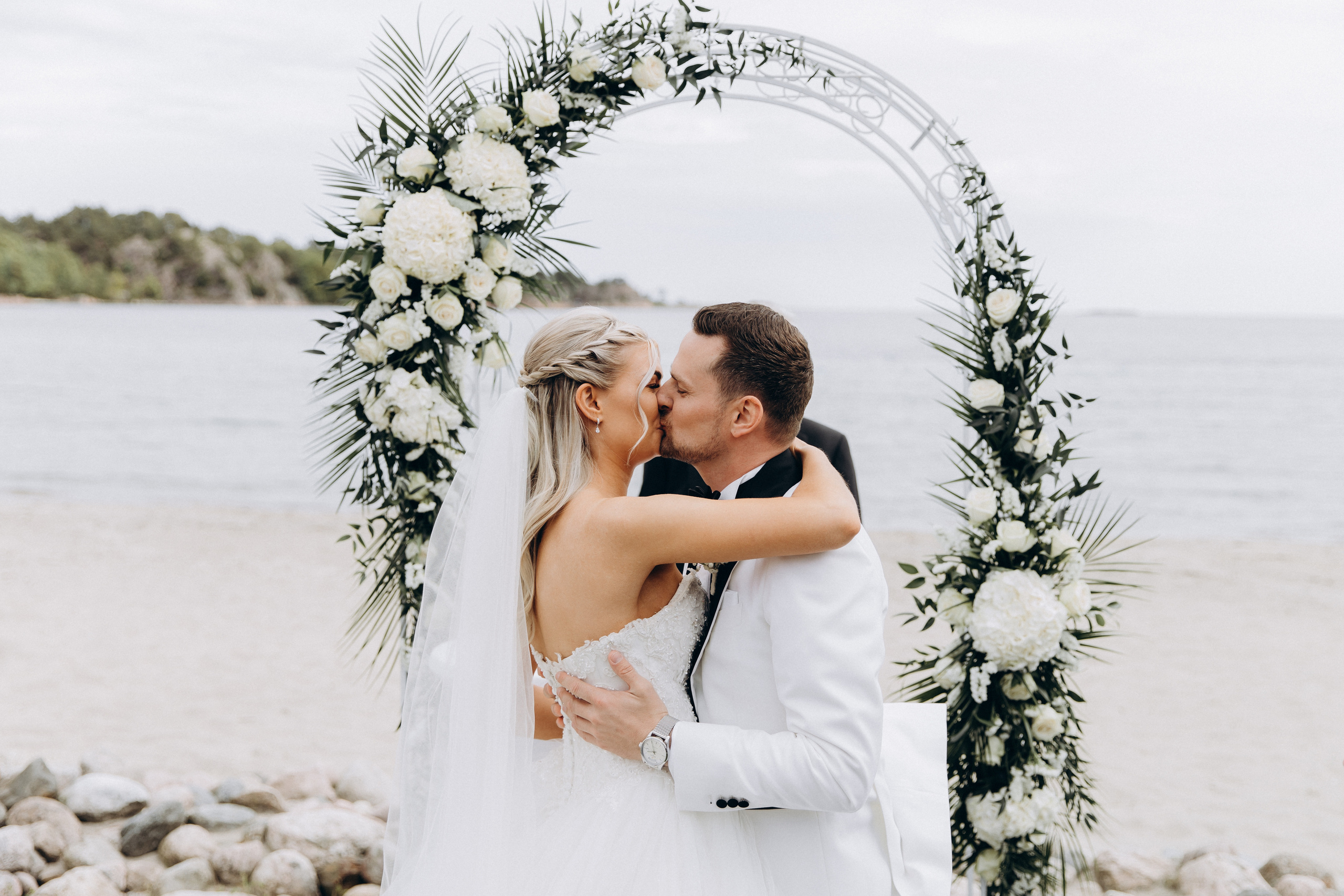 ELISE & PER ARNE. HOME