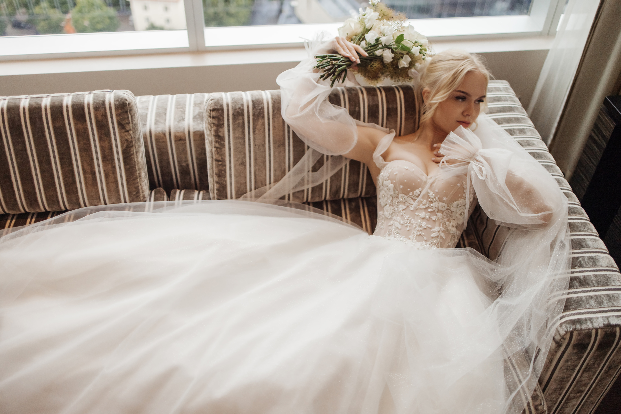 JEVGENI & VLADA. HOME