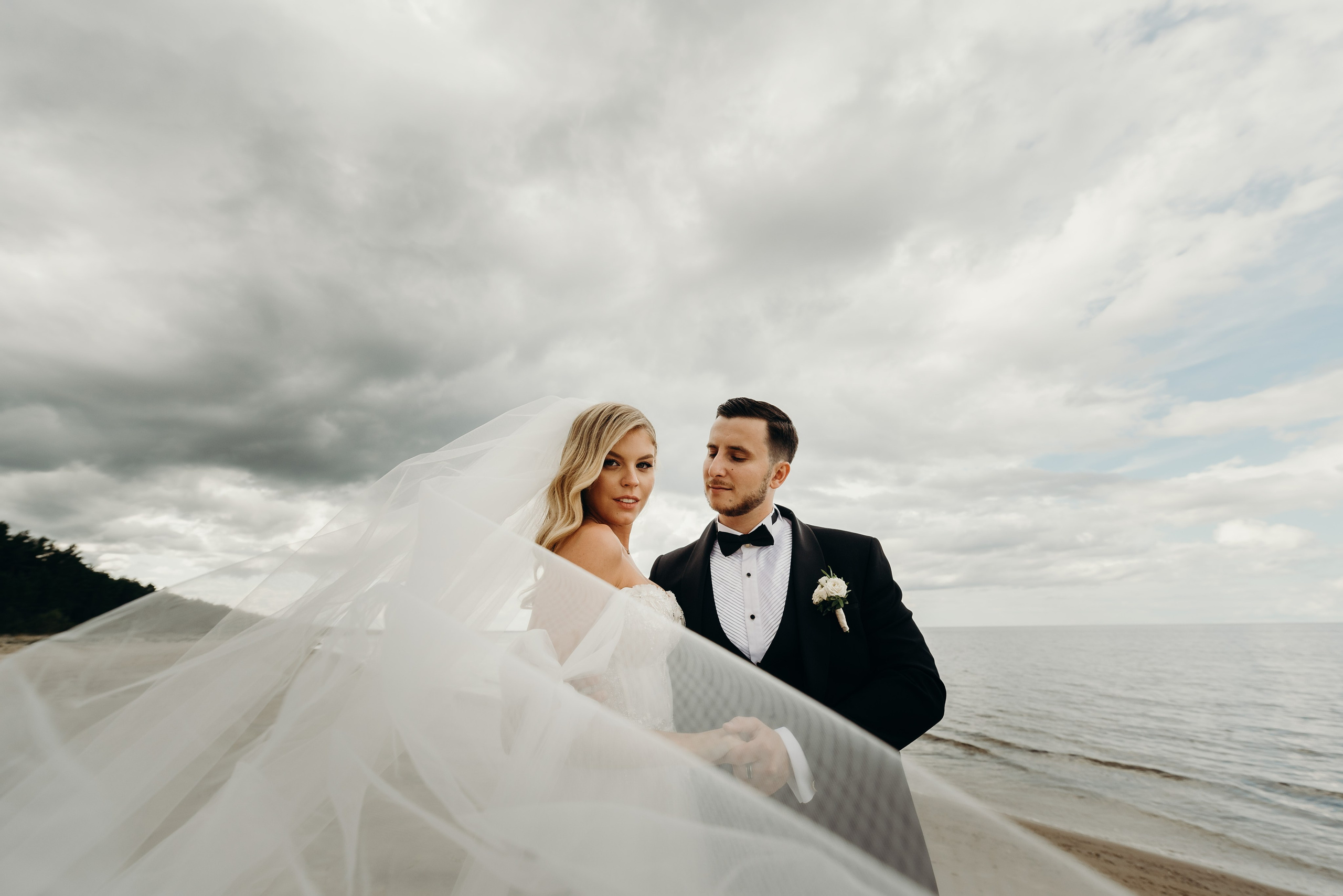 Свадьба в Яунмоку пилс. Свадебный фотограф в Риге — Вячеслав Лучненков