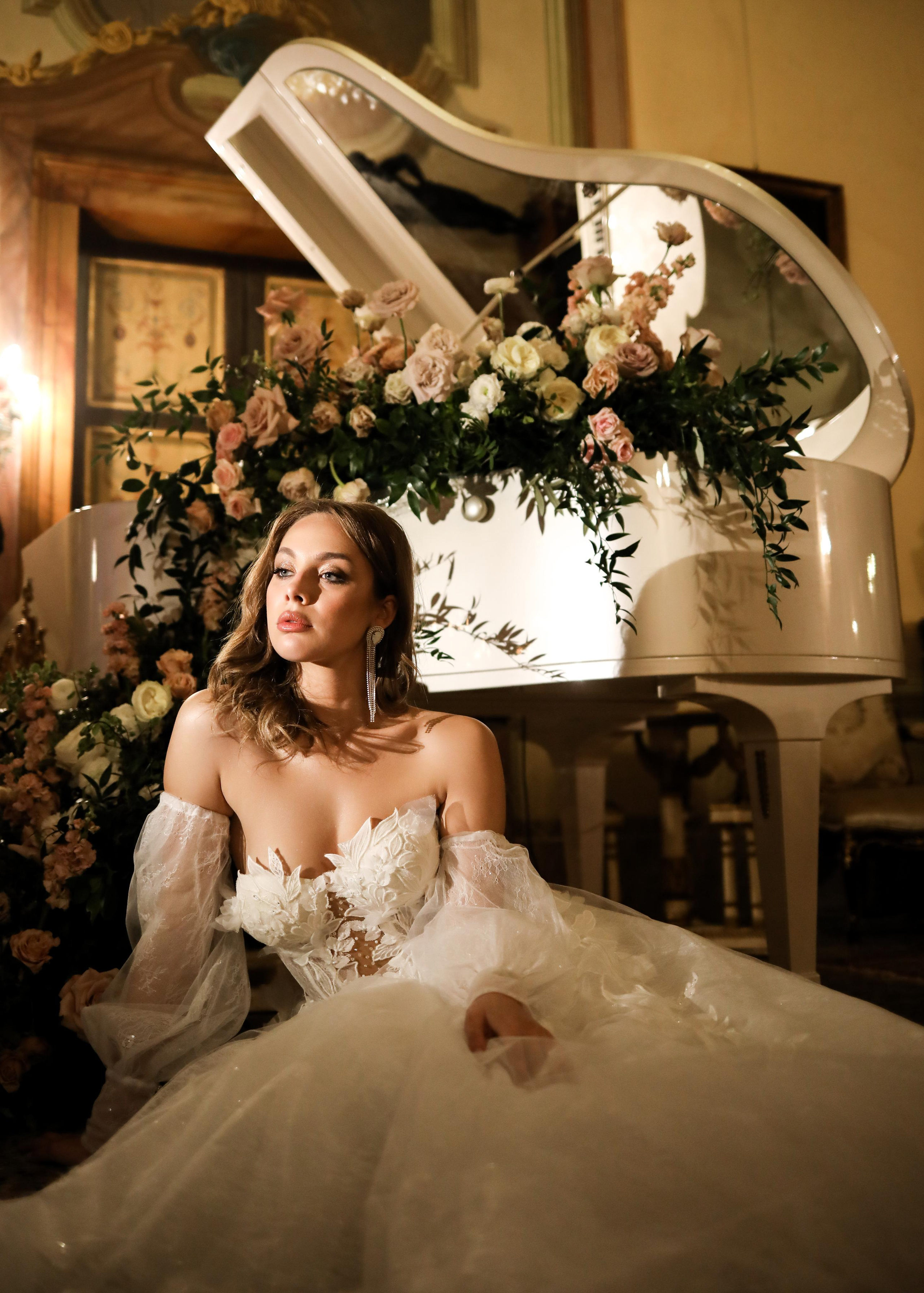 Francesca and Sasha. Professional wedding photographer in Copenhagen, Denmark — Julia Byron