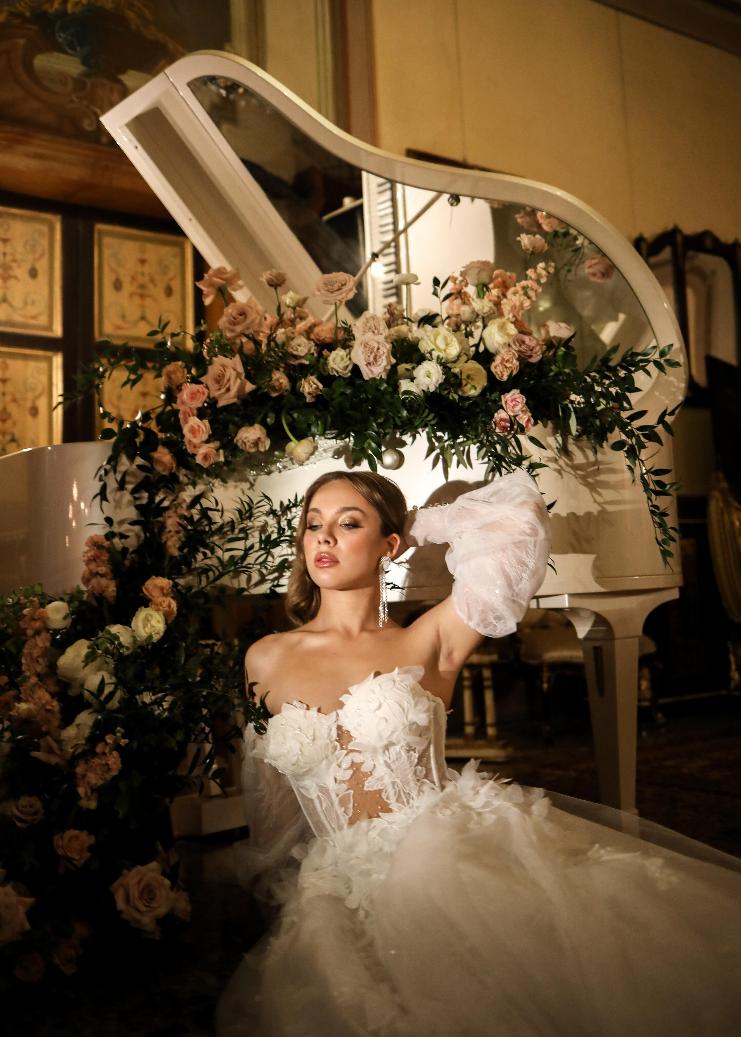 Francesca and Sasha. Professional wedding photographer in Copenhagen, Denmark — Julia Byron