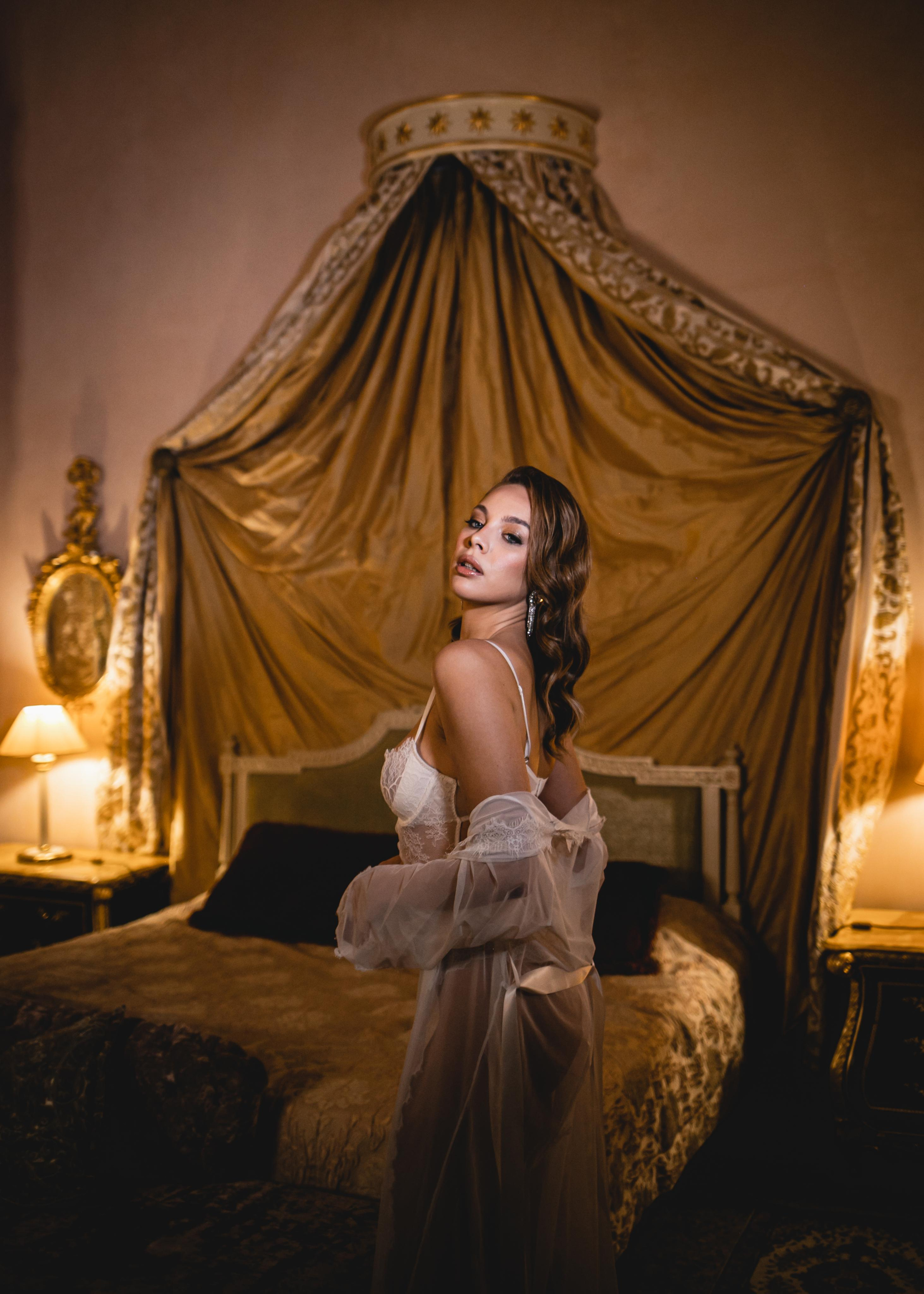 Francesca and Sasha. Professional wedding photographer in Copenhagen, Denmark — Julia Byron