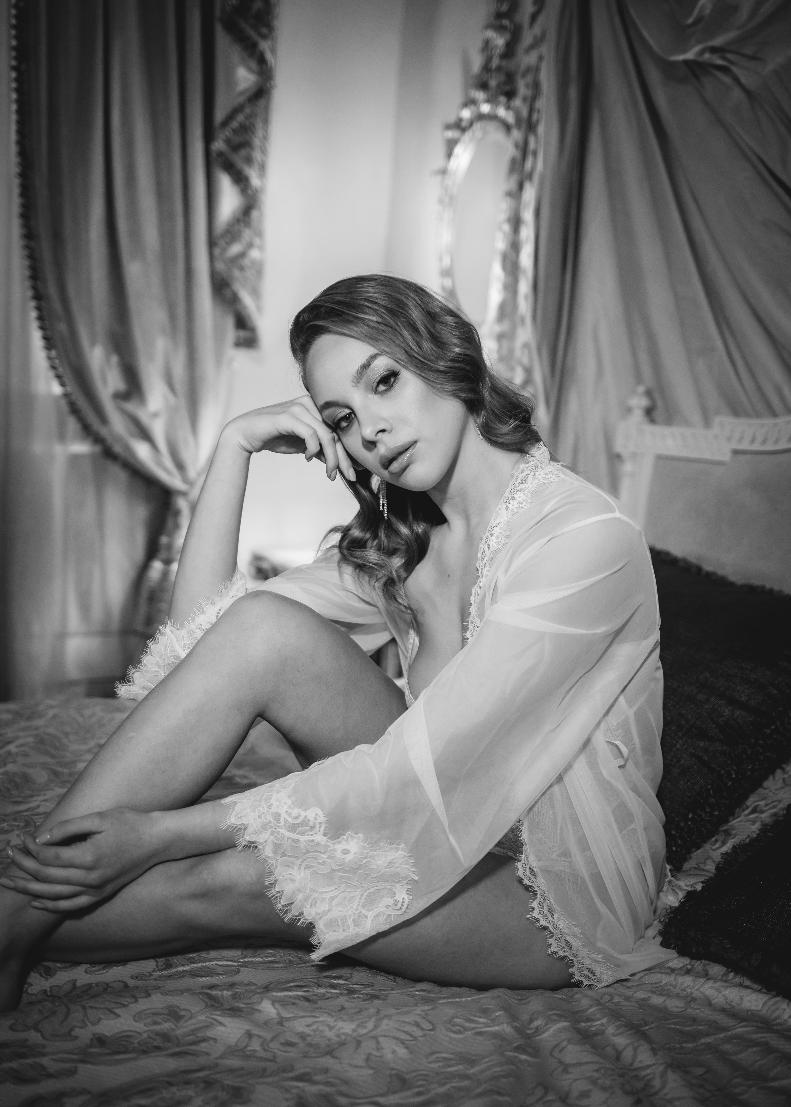 Francesca and Sasha. Professional wedding photographer in Copenhagen, Denmark — Julia Byron