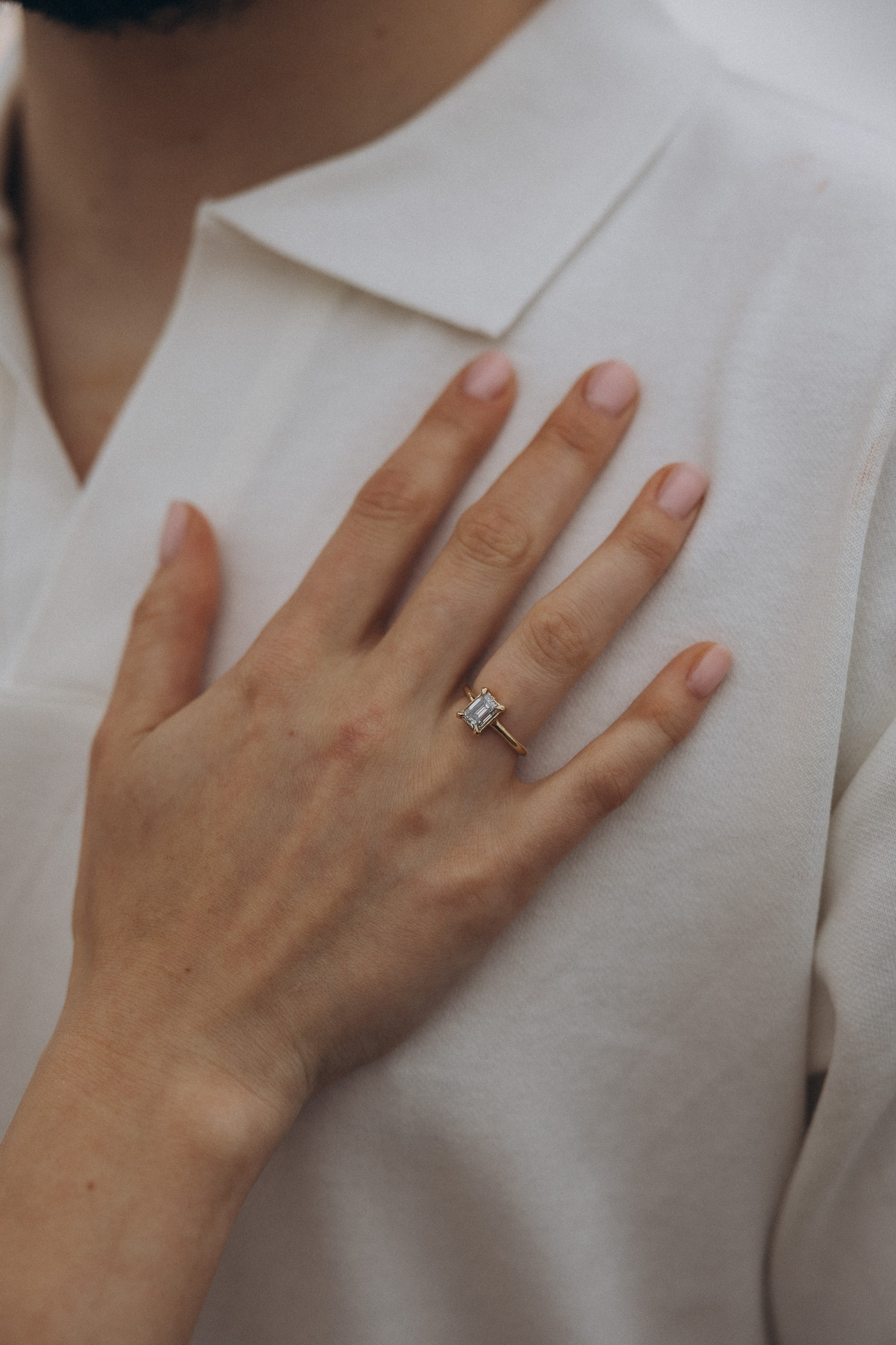 Surprise marriage proposal in São Lourenço, Madeira – romantic couple photography on dramatic coastal cliffs