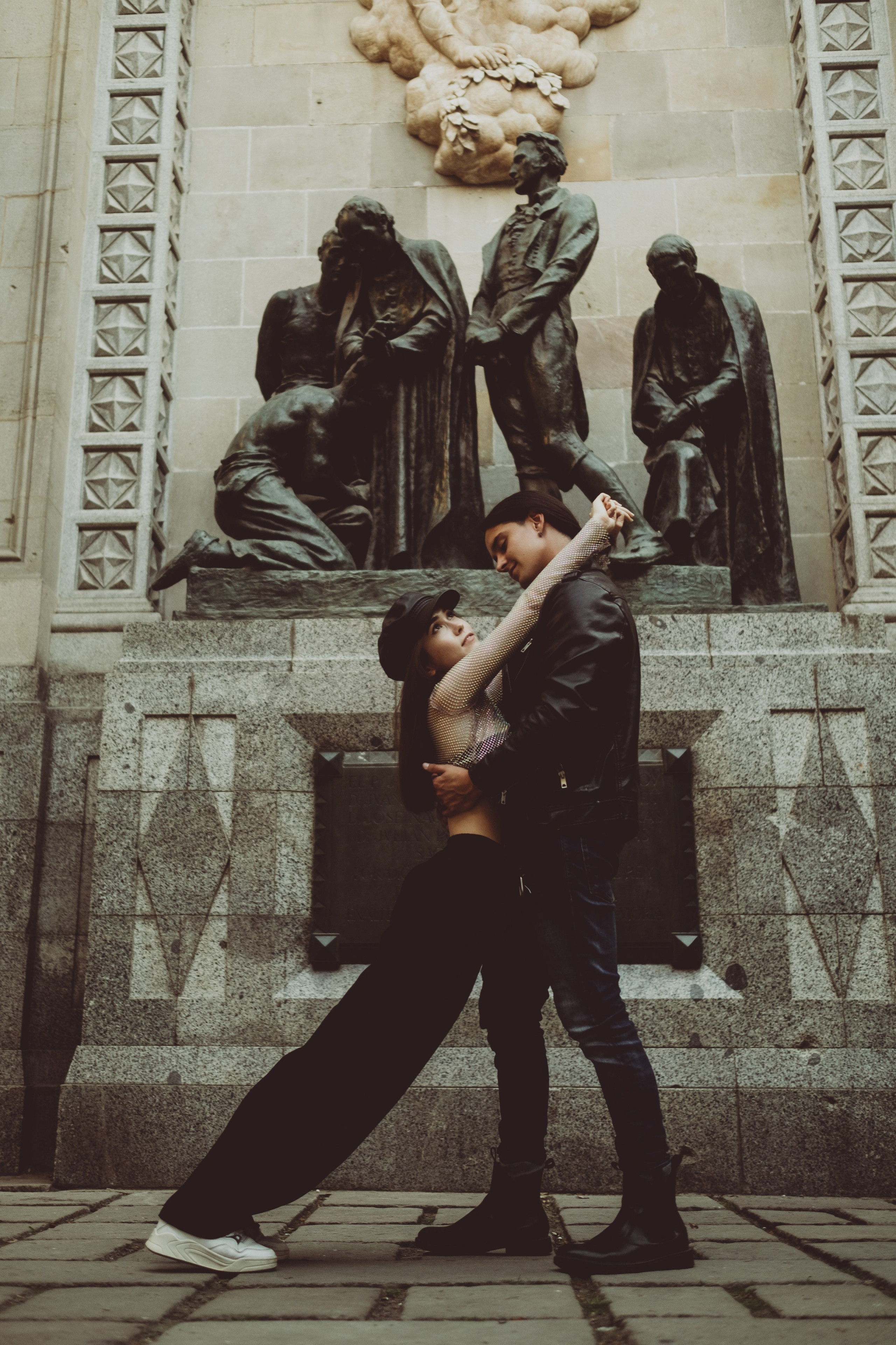 Lisan & Angel. Paola wedding photographer / videographer in Barcelona