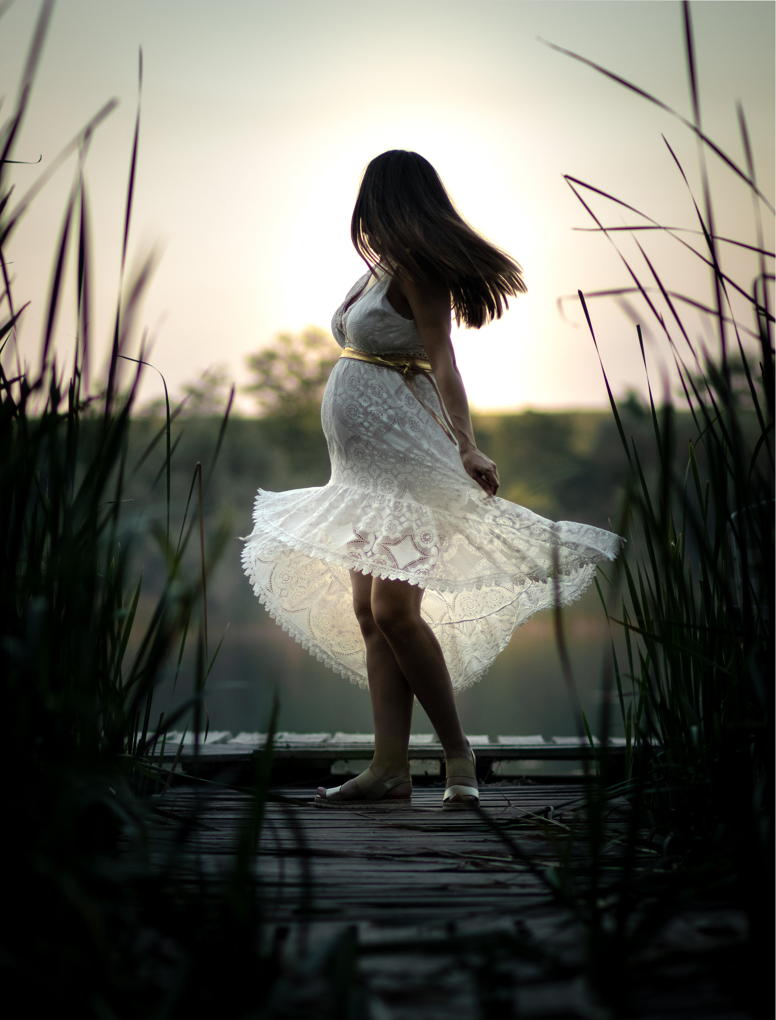 Fotografisanje trudnice na jezeru