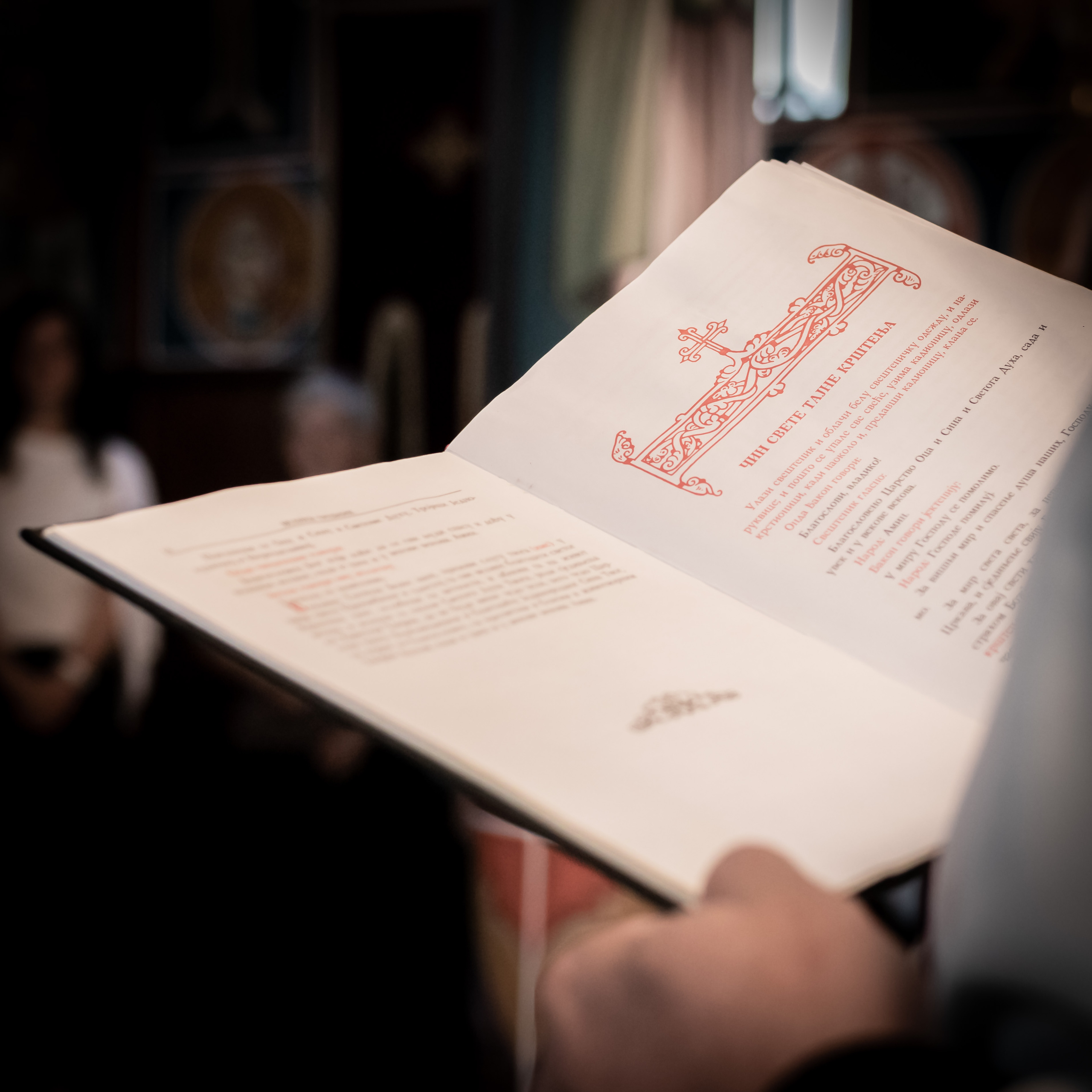 fotografija otvorene knjige