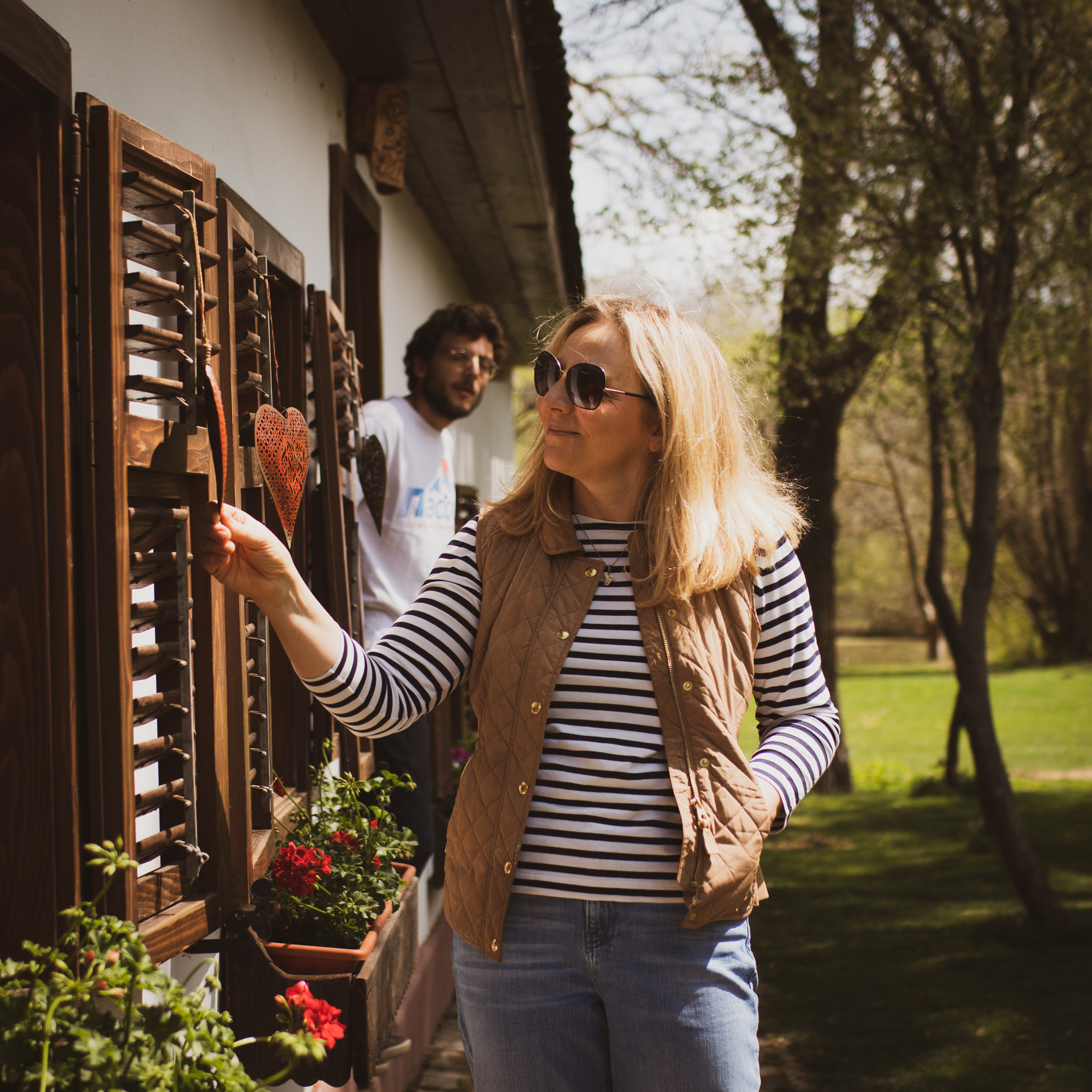 Fotografije skrivene vinarije za odmor za dušu u podnožju Fruške gore
