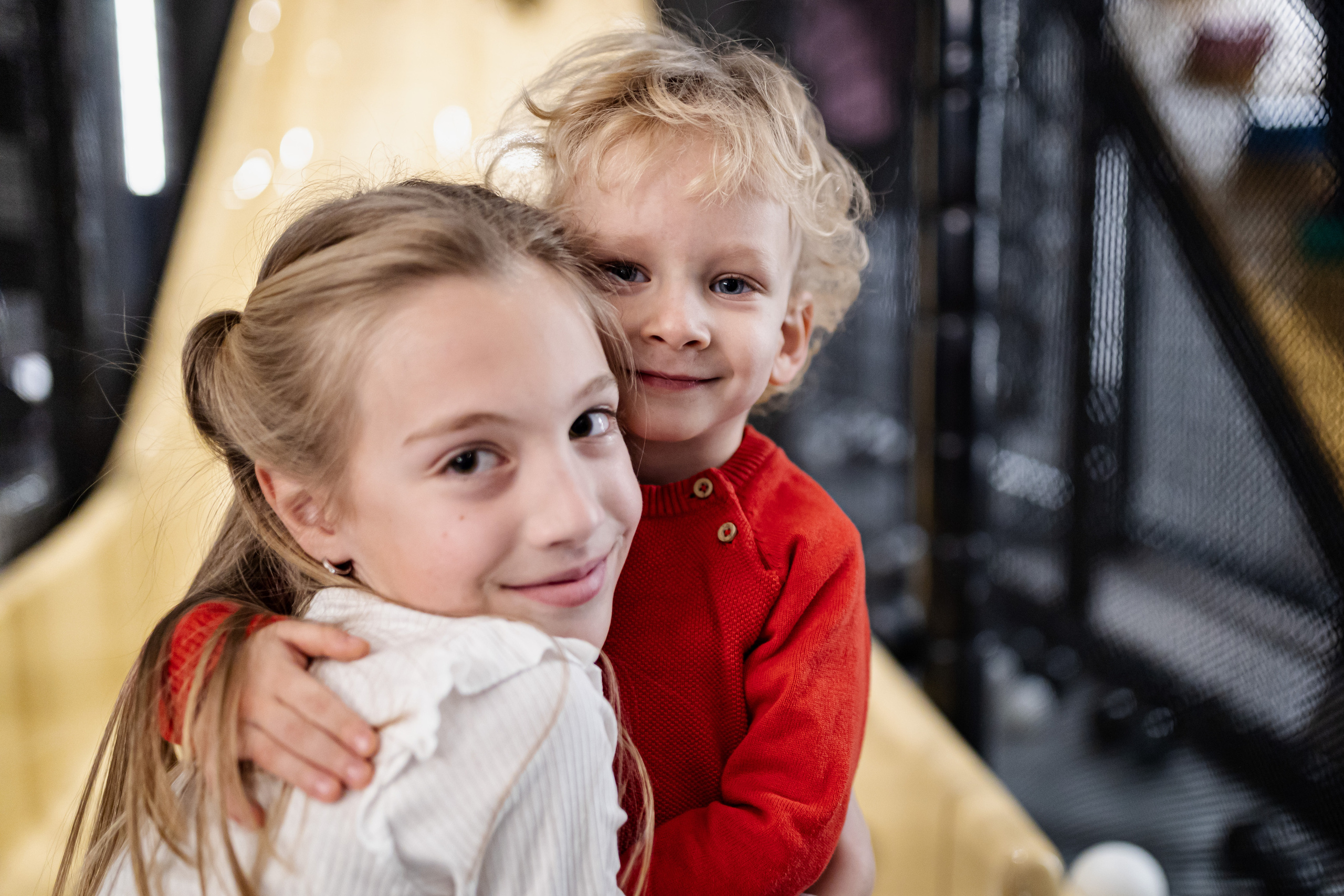 fotografisanje dve devojčice na dečijem rođendanu